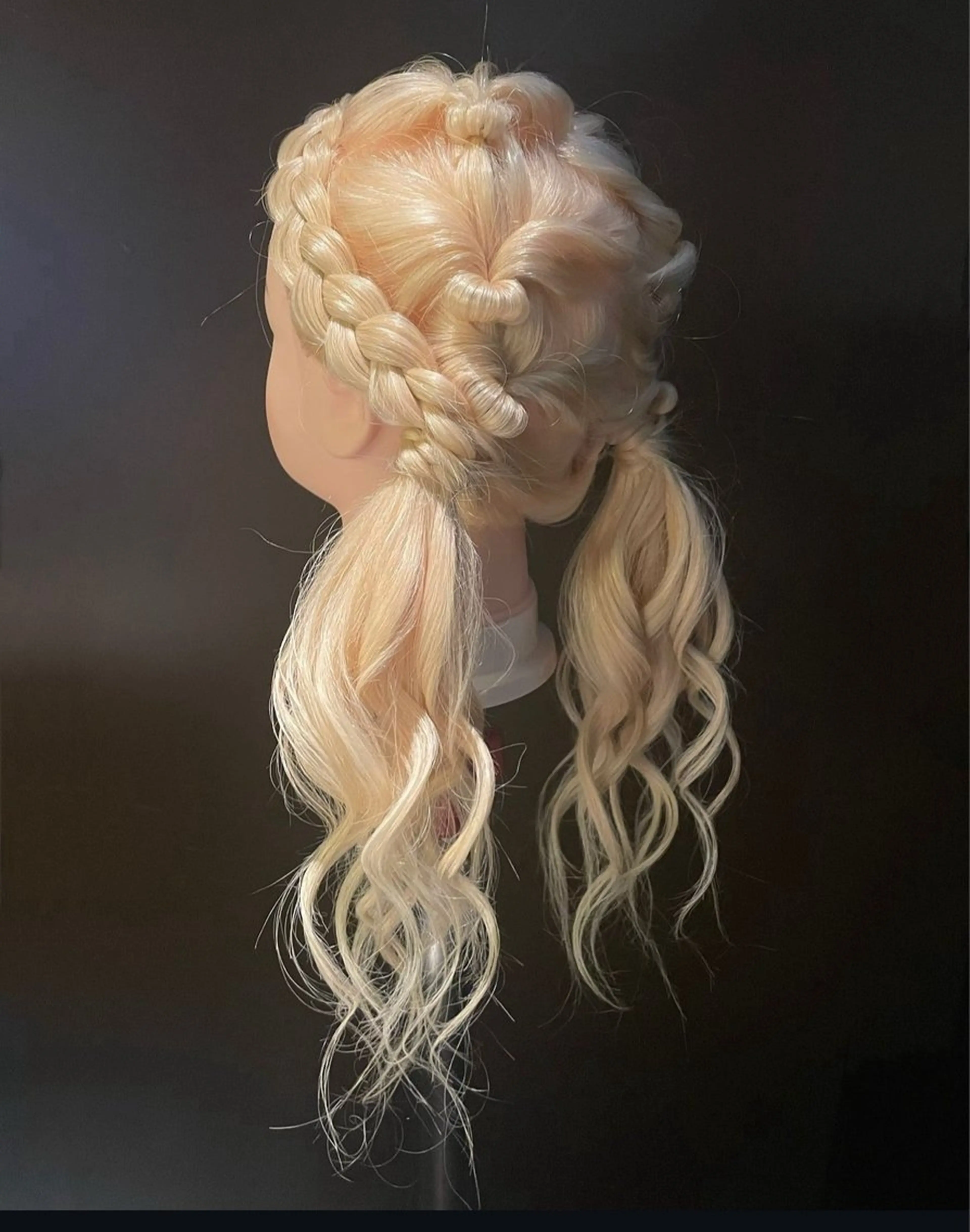 ロング 青木 美樹の眉毛・アイブロウイメージ