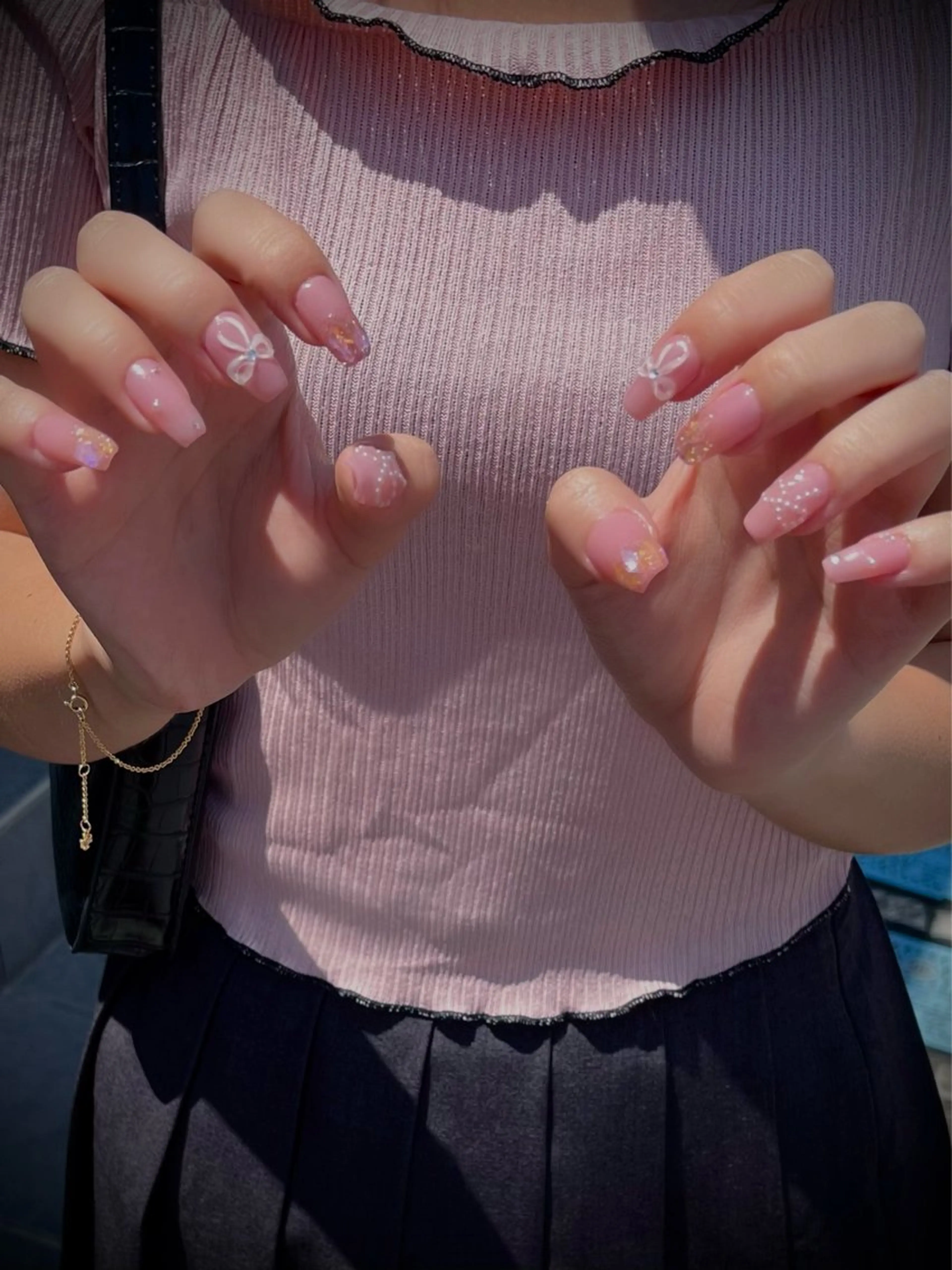 ネイル フットネイル キラキラネイル マグネットネイル ワンカラーネイル スカルプネイル nine.🦋 YUKOのネイルデザイン