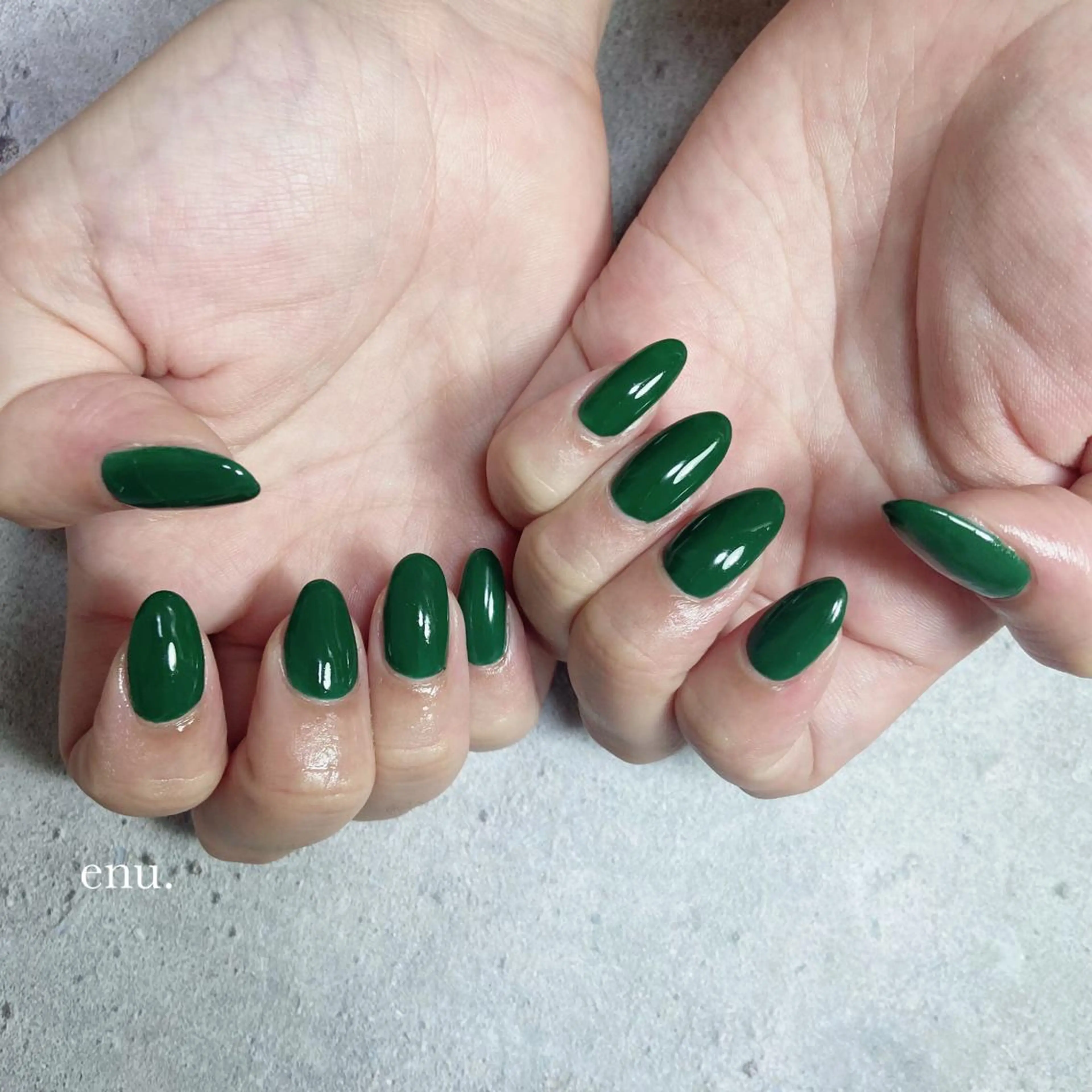 ネイル グリーン enu. nanakoのネイルデザイン