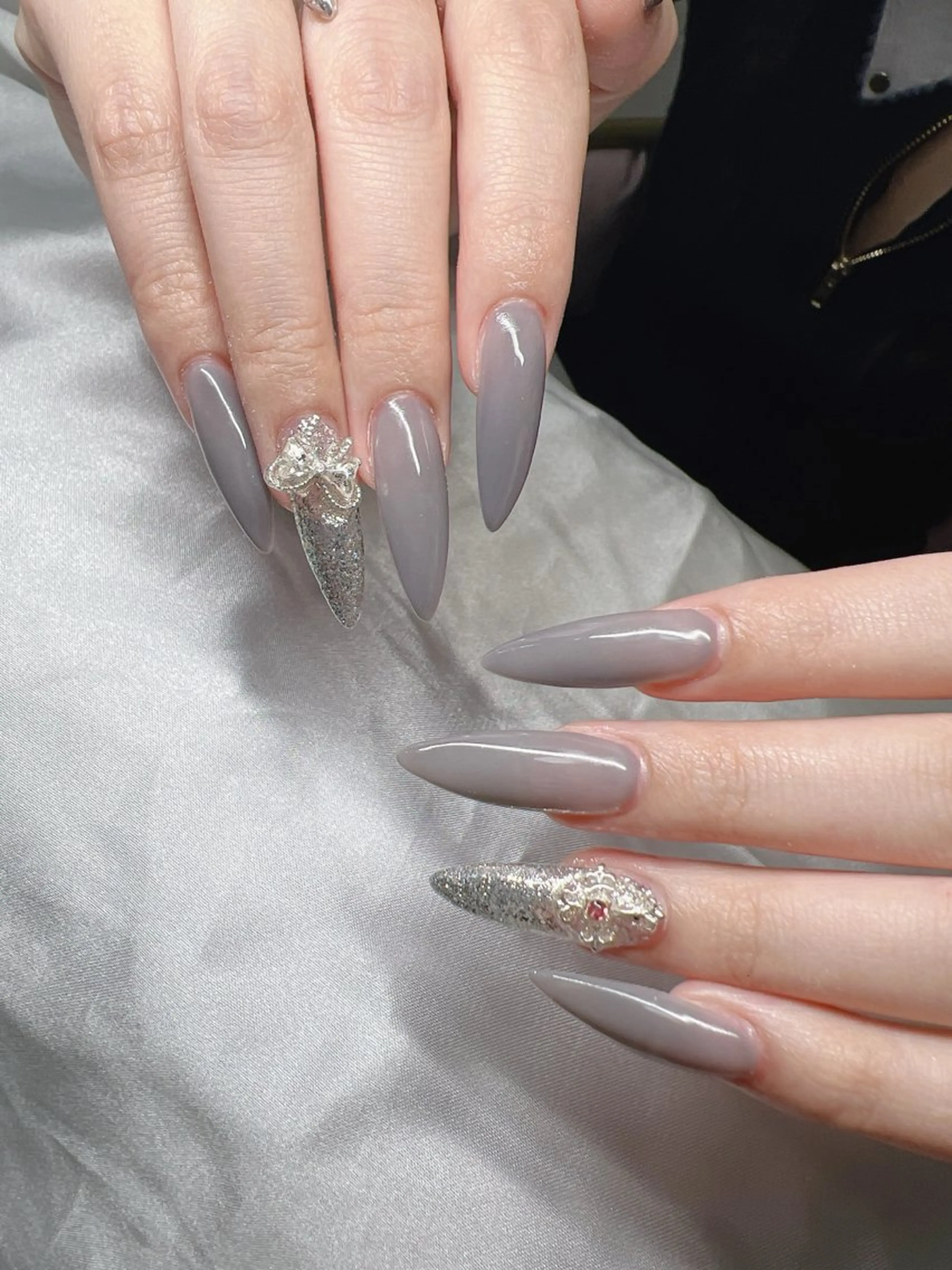 ネイル 長さ出し グラデーション 卒業式 キラキラネイル マグネットネイル ハンドネイル Lee Nailsのネイルデザイン