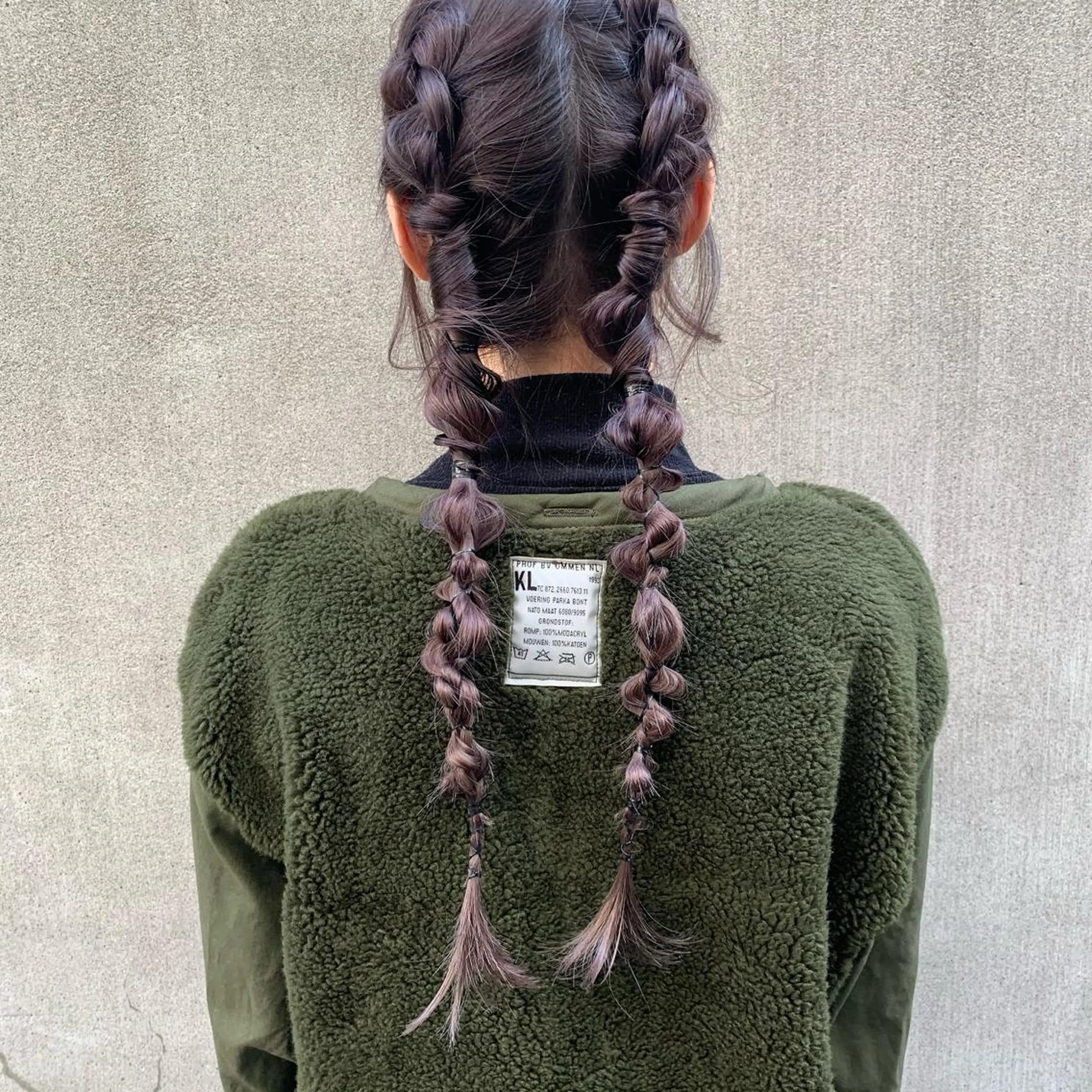 ロング ヘアアレンジ Nico所属・Nico🌛 Karenのネイルデザイン