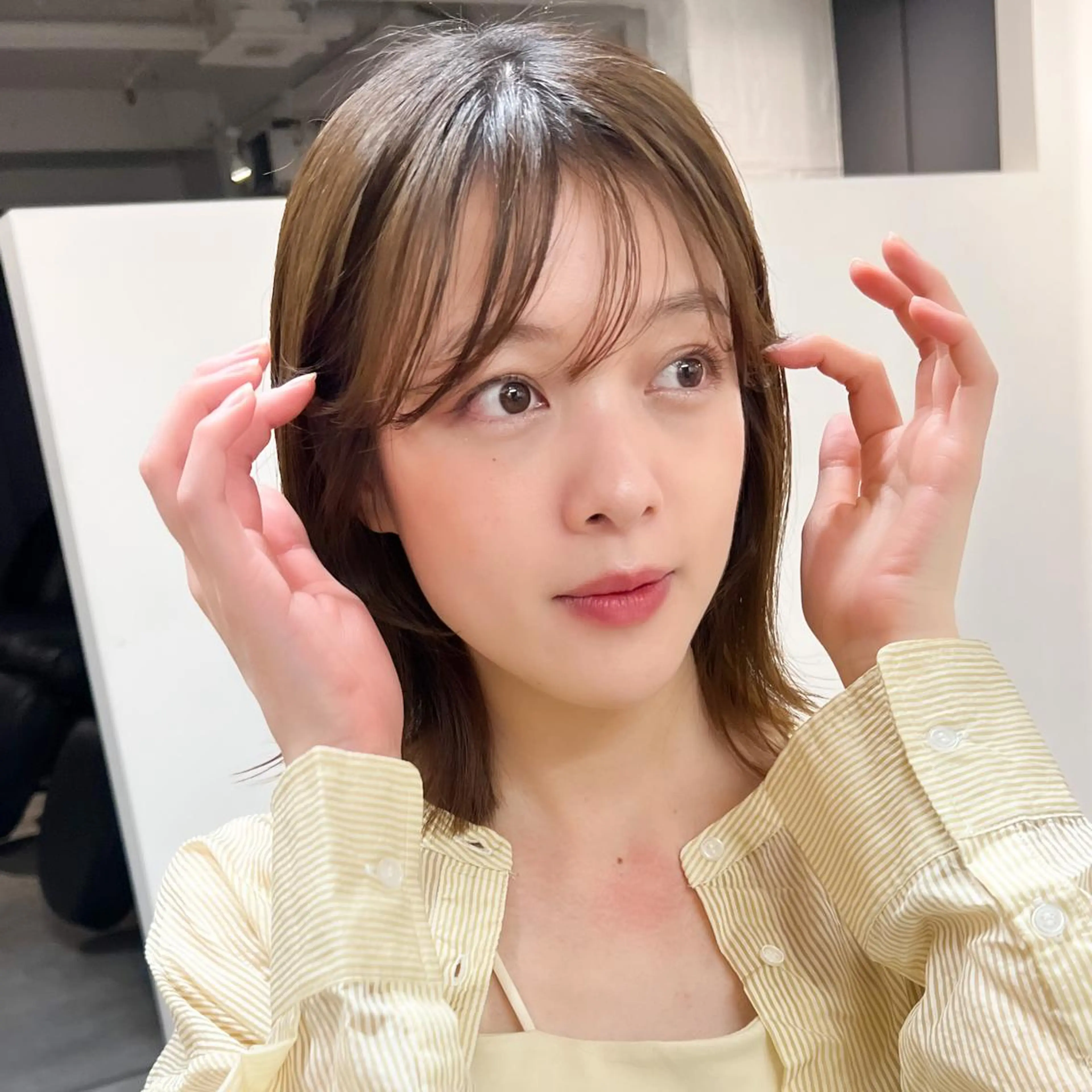 ミディアム カラー 切りっぱなしボブ ボブ カット ヘアカラー トリートメント レイヤーカットのプロ 大人ヘア宮森貴志のヘアスタイル