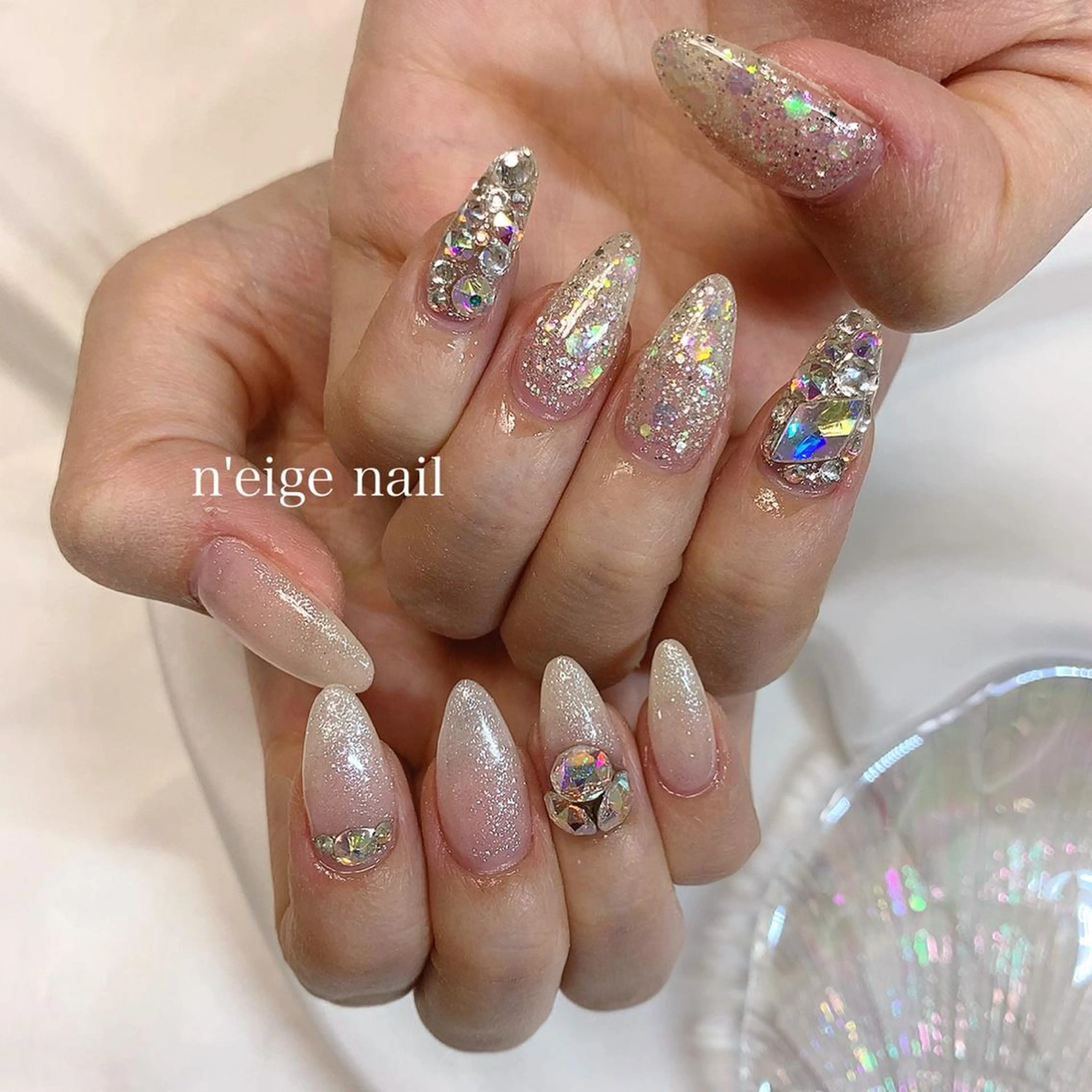 ネイル アートネイル ハート キラキラネイル 韓国ネイル ニュアンスネイル n'eige nail所属・大谷 綾香のネイルデザイン