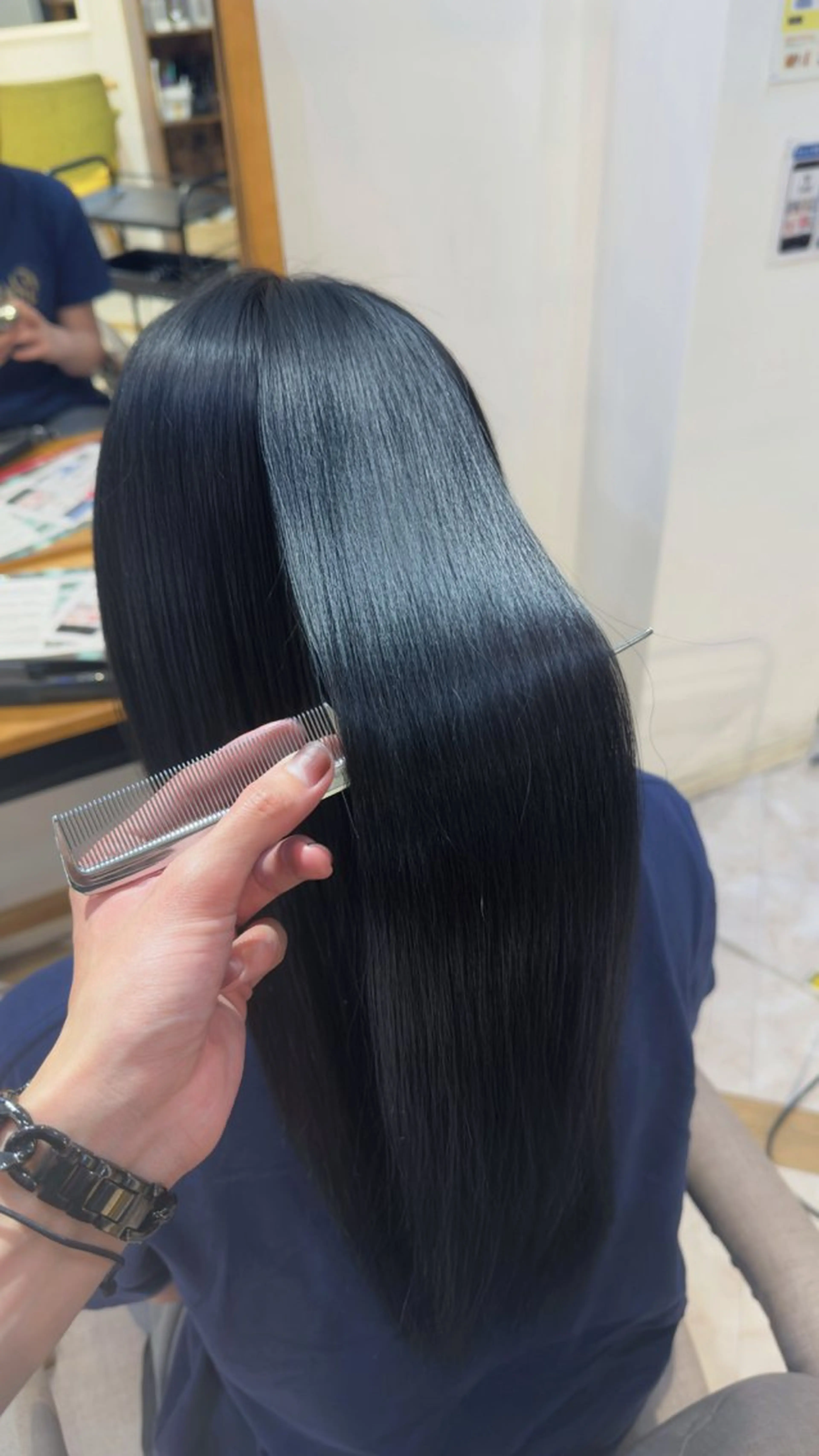 ロング カラー ヘアカラー トリートメント せいと/ウルフ/ ハイトーン/艶髪のヘアスタイル