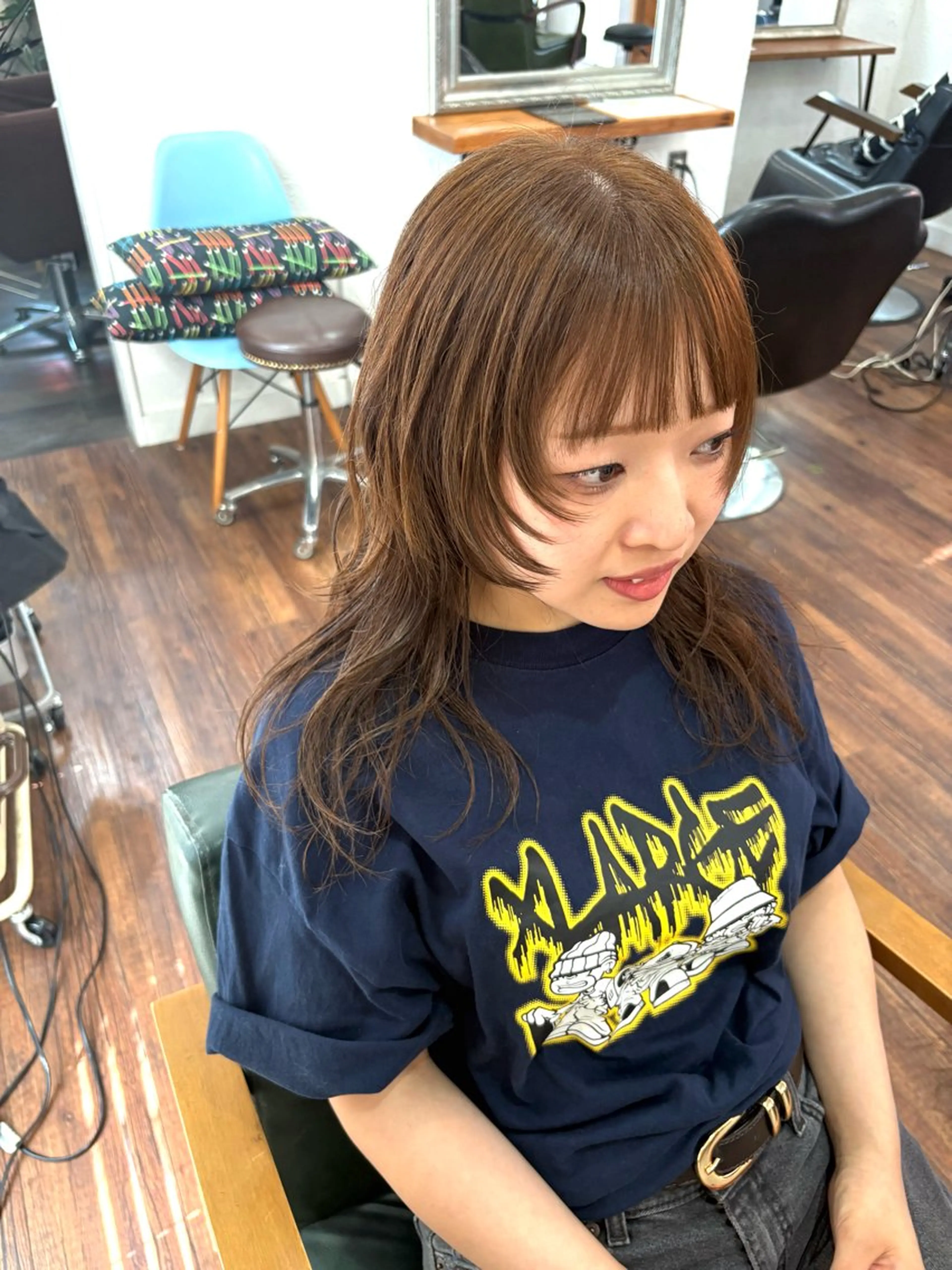 セミロング カラー 韓国風ヘア レイヤーカット 小顔カット ウルフカット ウルフレイヤー カット ヘアカラー トリートメント 江原 彩華のヘアスタイル