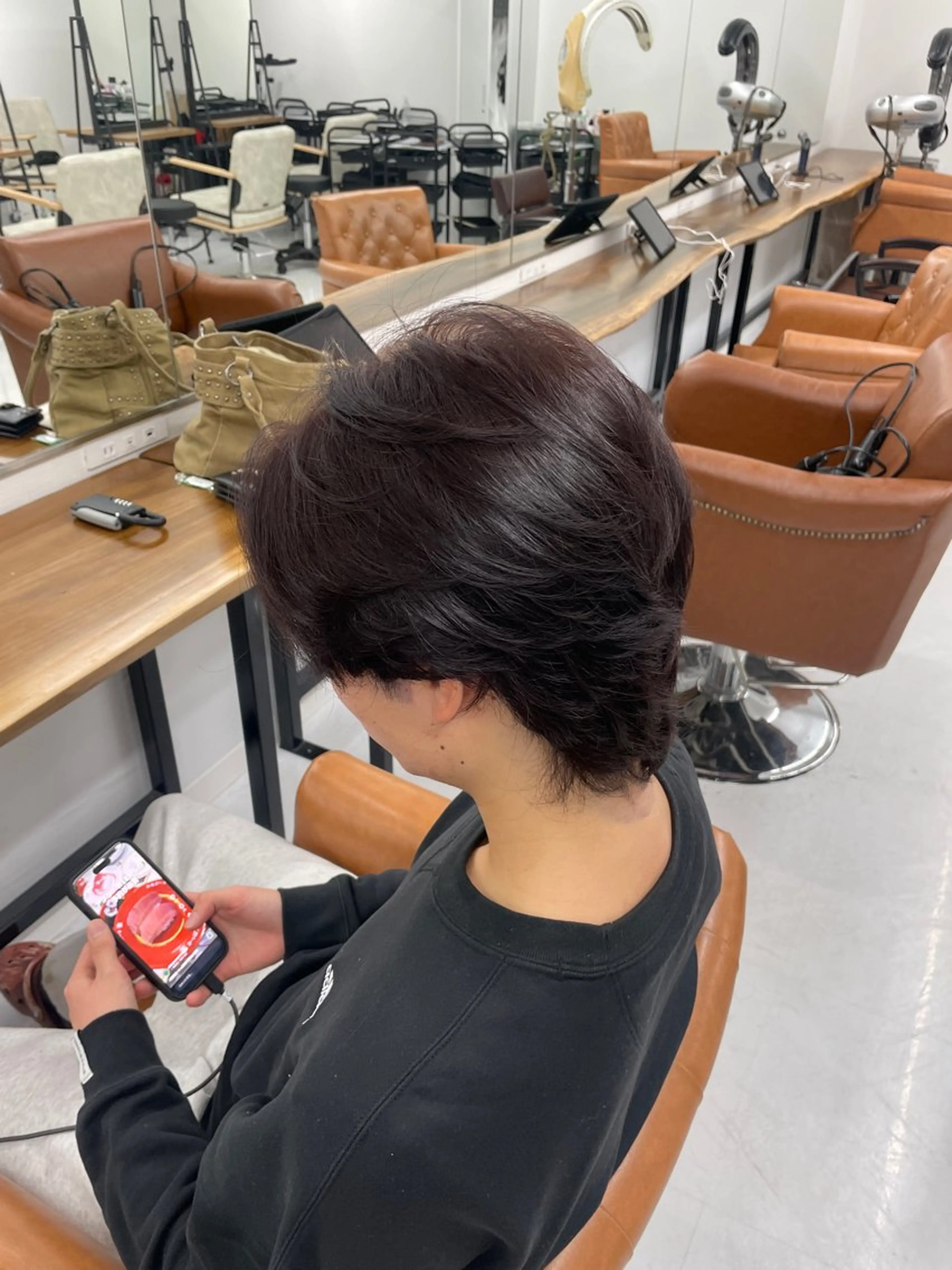 カラー ブリーチ ブラウンカラー ブリーチなしカラー バイオレットカラー ヘアカラー トリートメント Hair Salon COVO 美容院 柏 髪質改善所属・宮内 遥のヘアスタイル