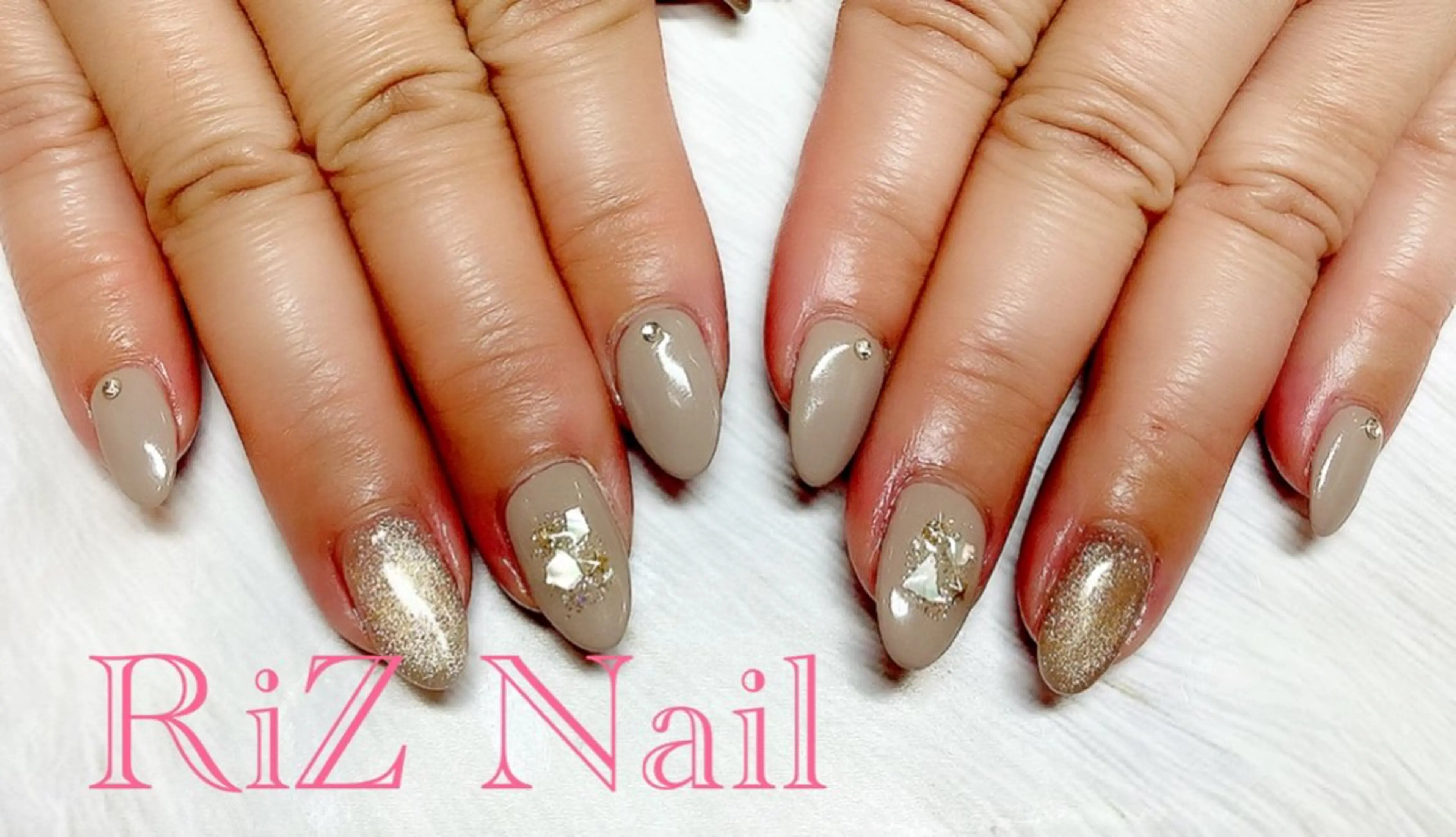ネイル マグネットネイル オフィスネイル ハンドネイル RiZ nail salonのネイルデザイン