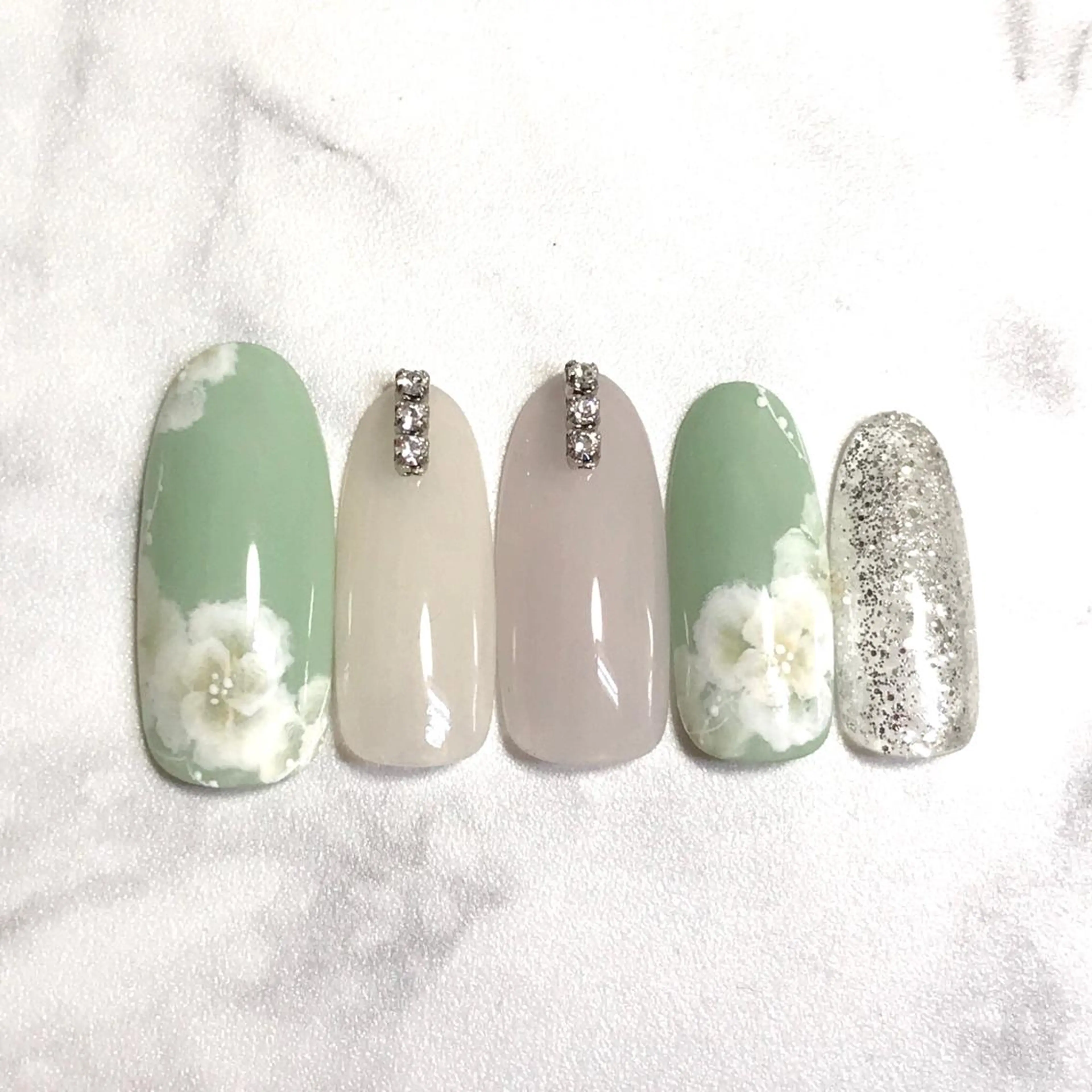 ネイル アートネイル フラワーネイル ステラ marikominoのネイルデザイン