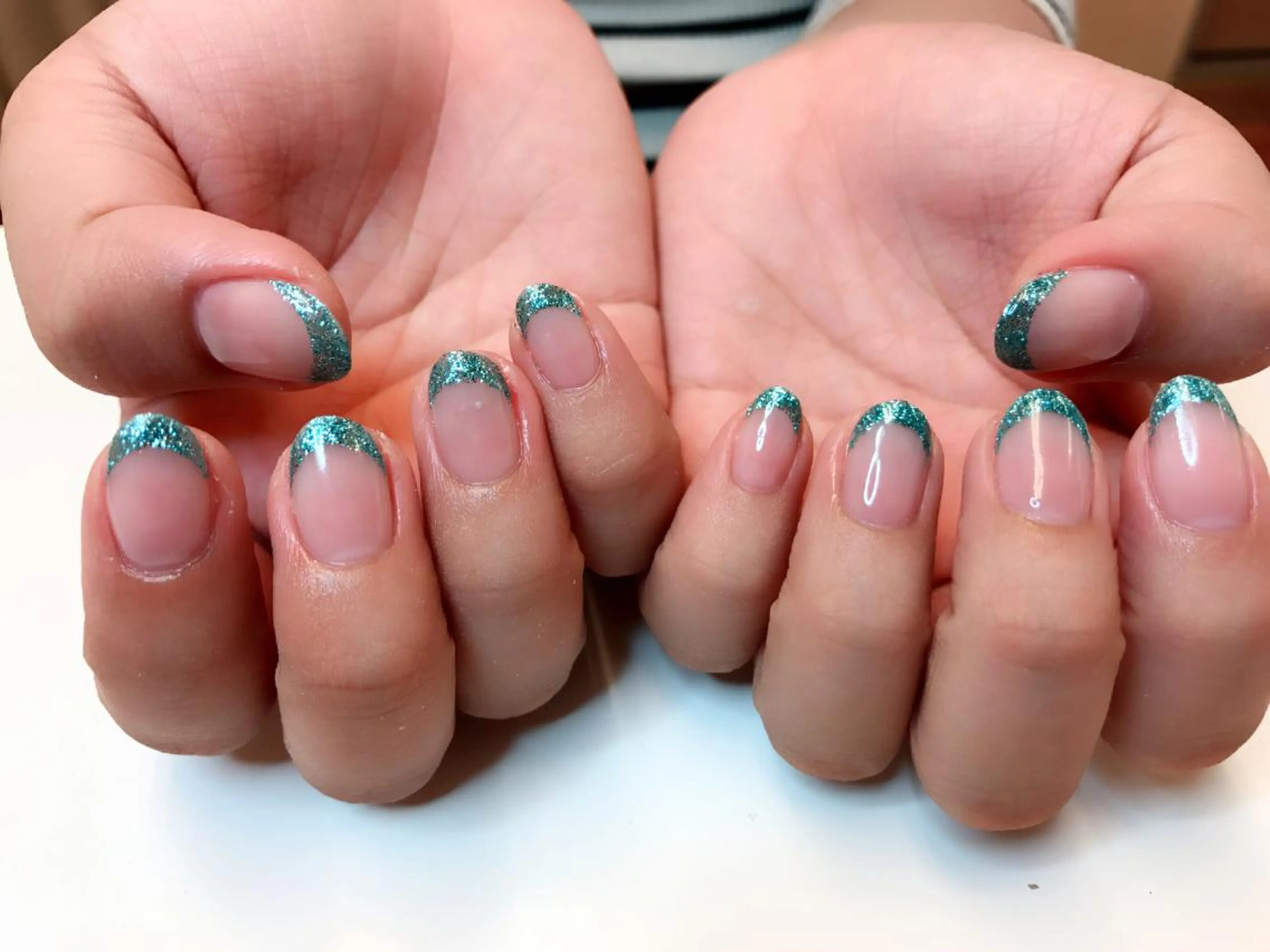 ネイル フレンチネイル ラメ(グリッター) Sunny side nailのネイルデザイン