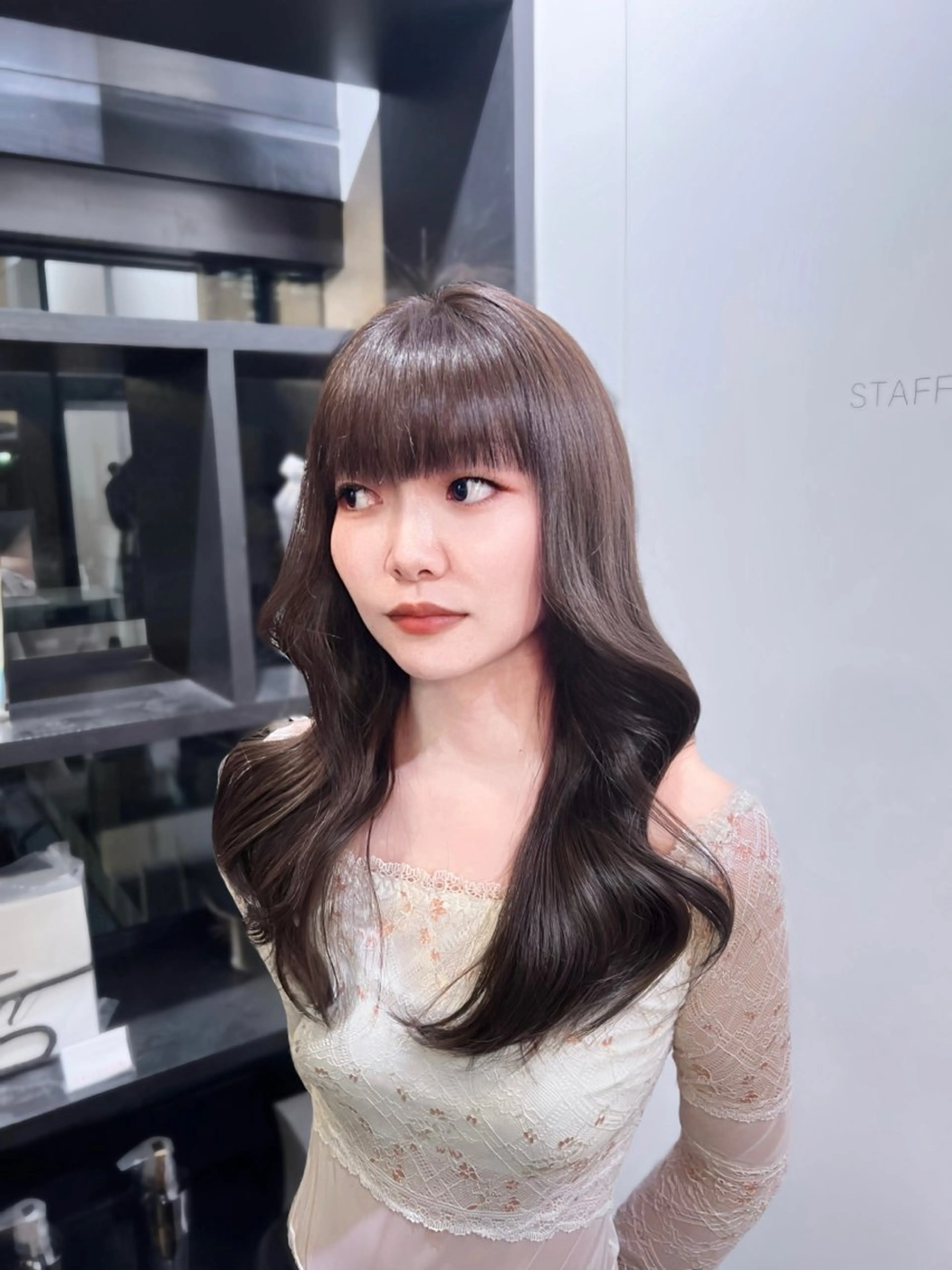 ロング カラー 韓国ヘア🇰🇷/ みう/미우 ☪︎のヘアスタイル