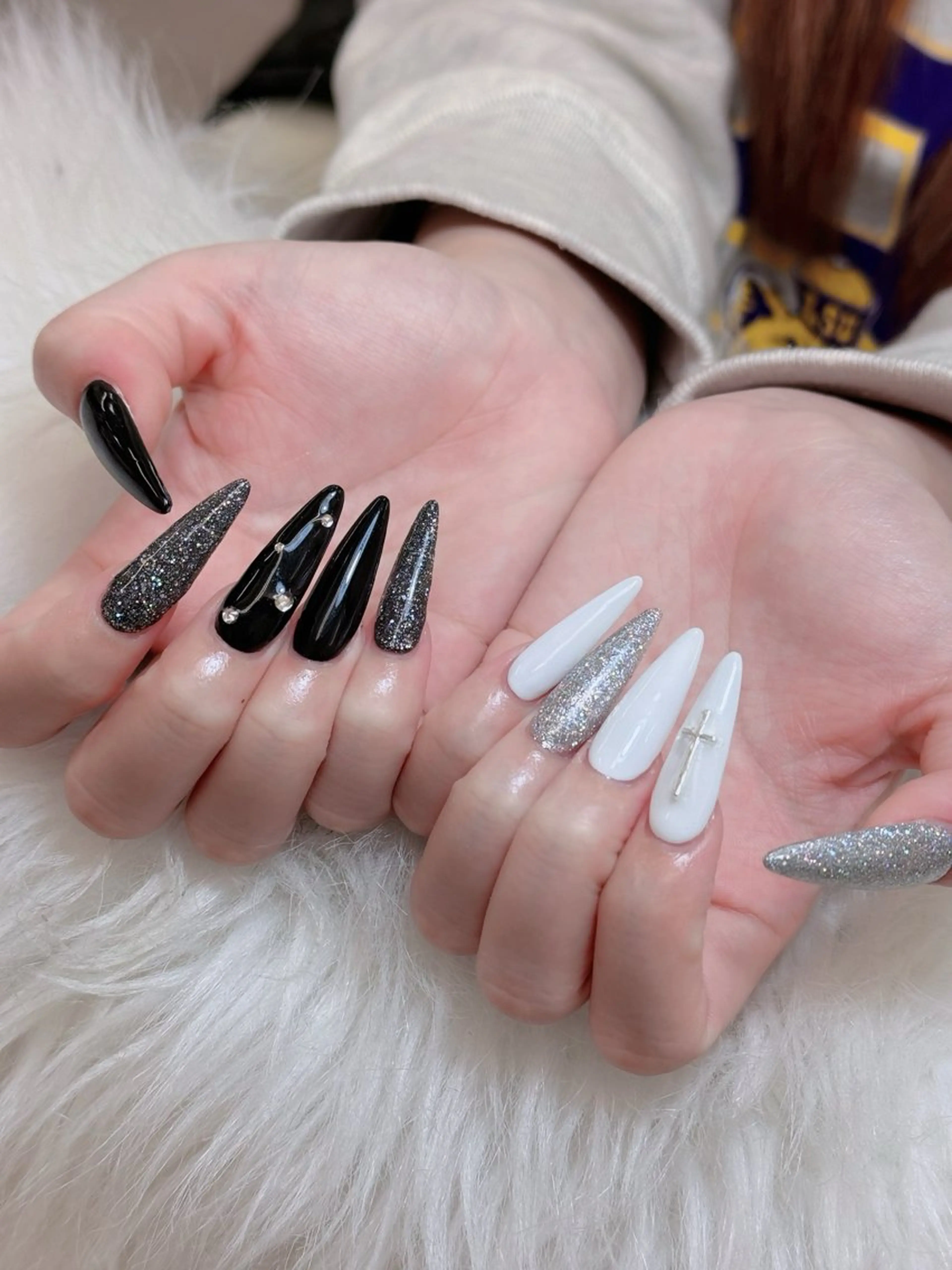 ネイル オーロラネイル チークネイル フットネイル フレンチネイル ハロウィン ハンドネイル Lumi Nail 新大久保3‘のネイルデザイン