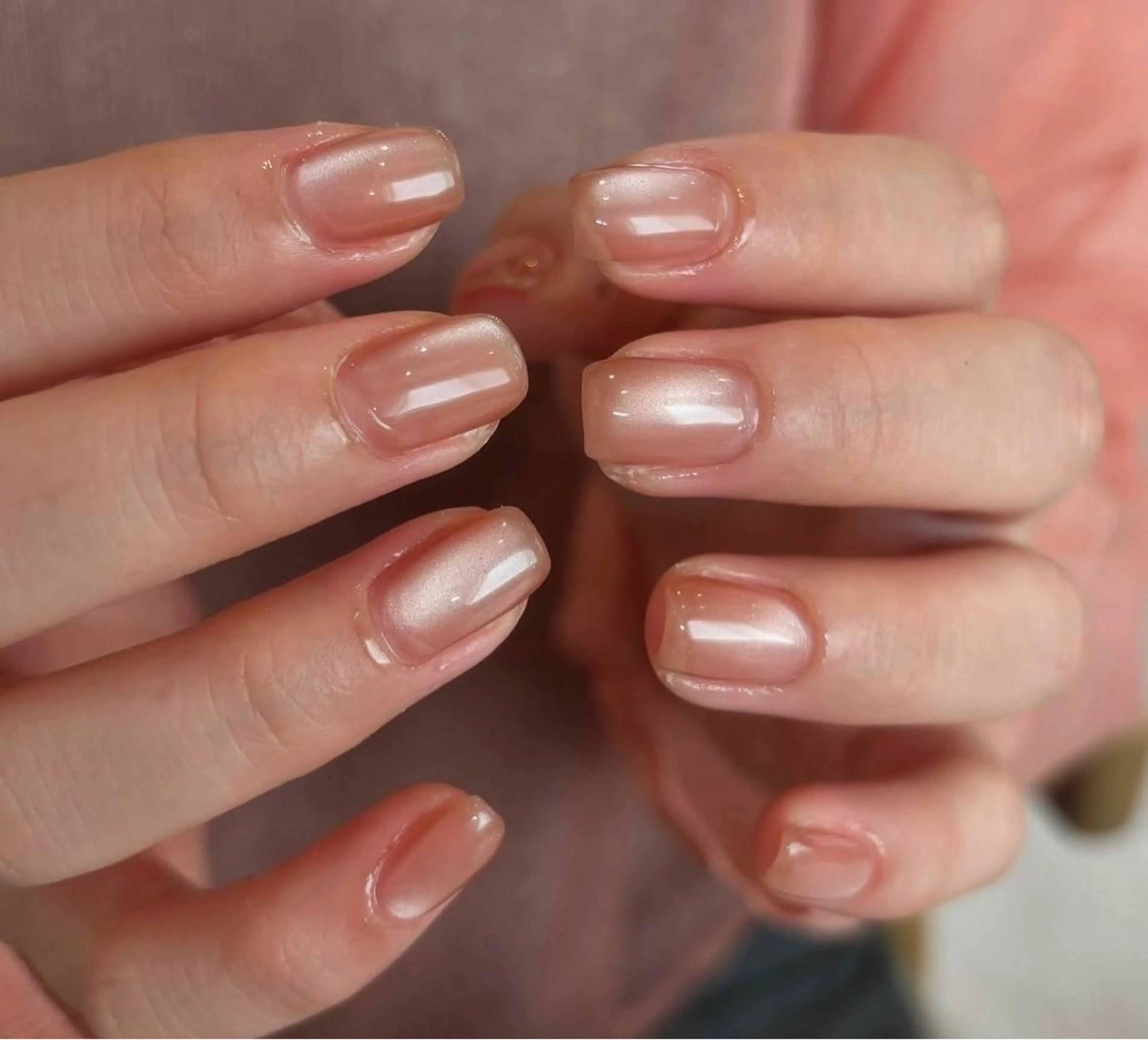 【パラジェル使用】うろぷる抜け感 水光マグネットネイル➕オフの写真