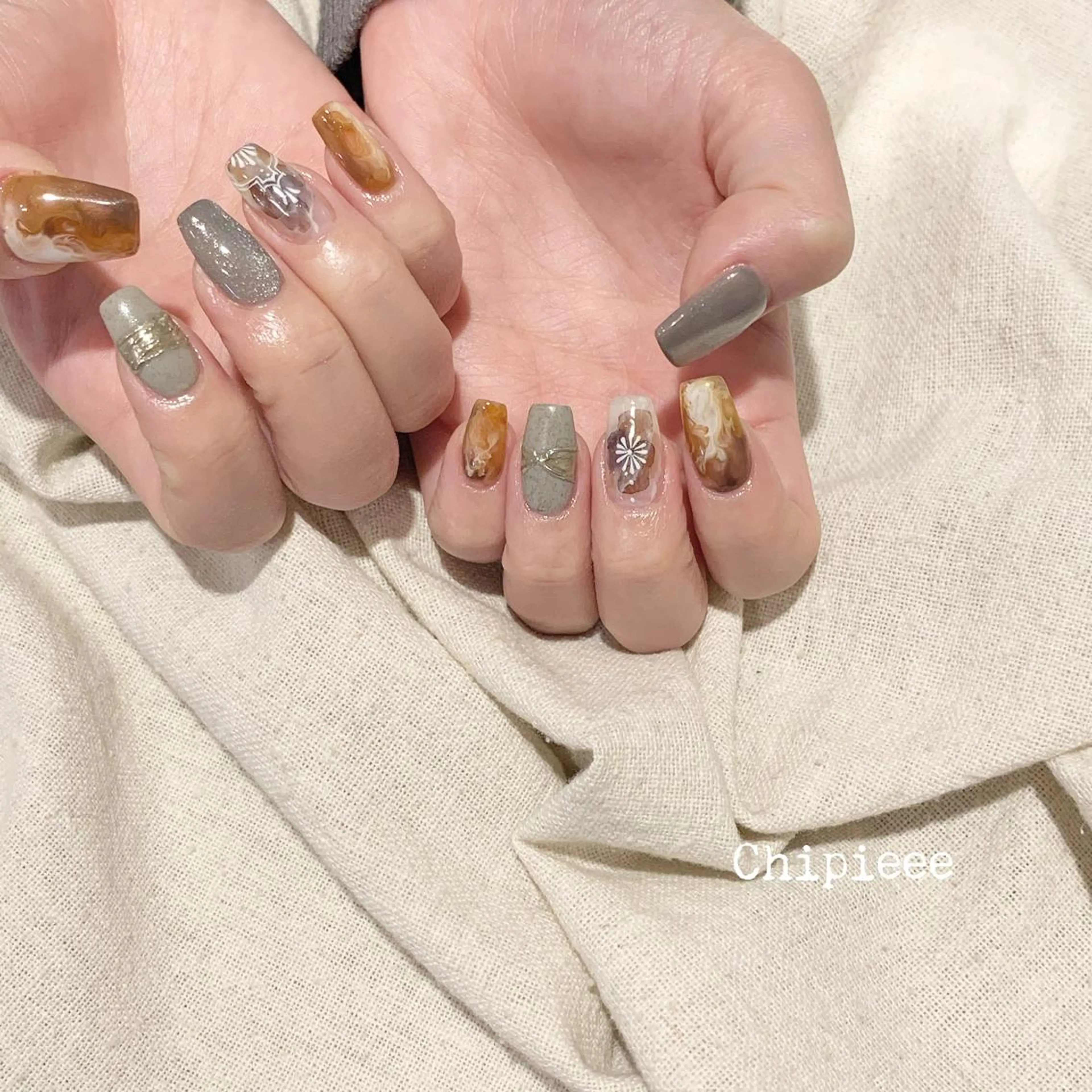 ネイル ハンドネイル revia所属・ERI Nailistのネイルデザイン