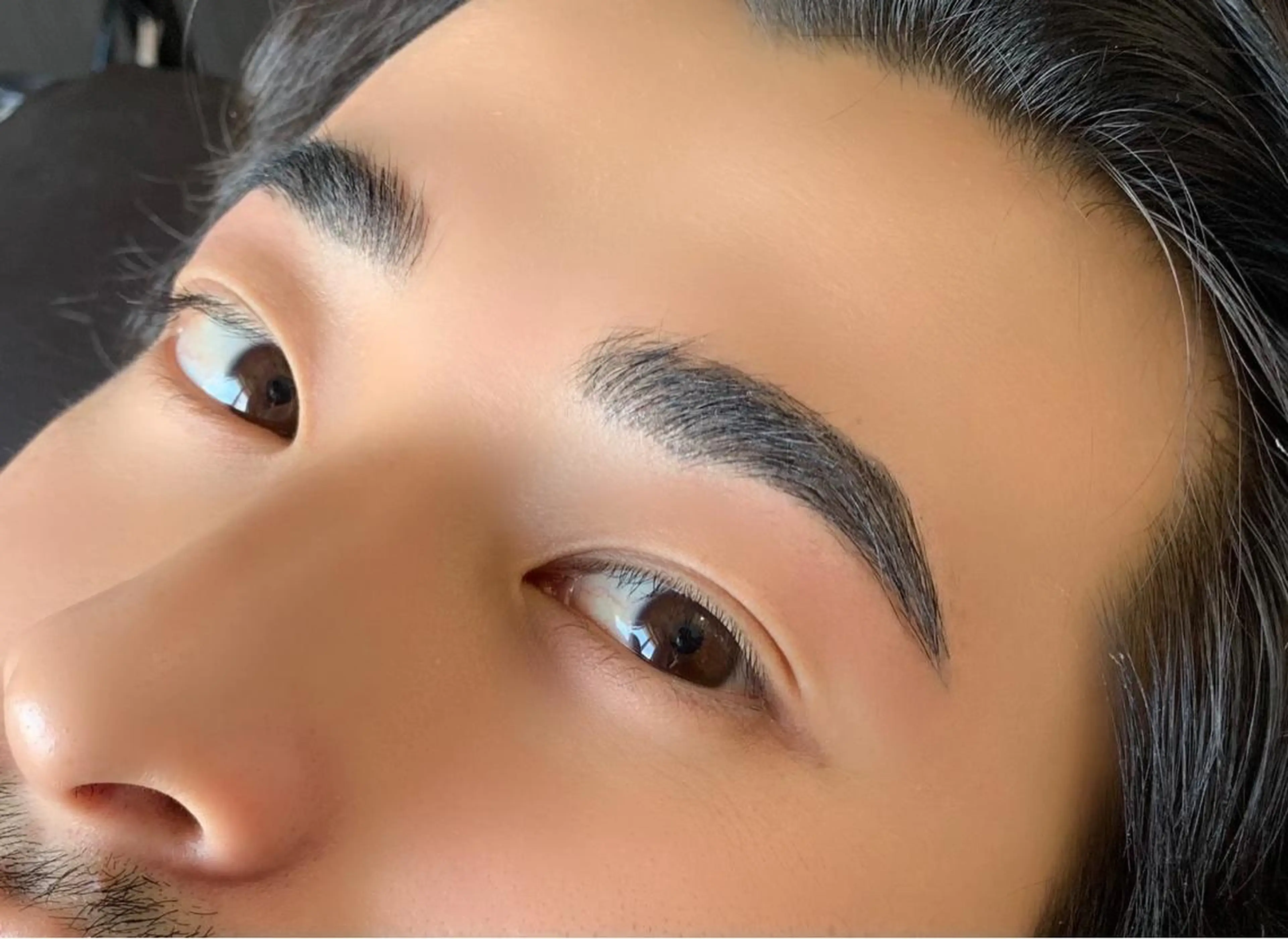 アイブロウ 仲谷 祐々奈の眉毛・アイブロウイメージ