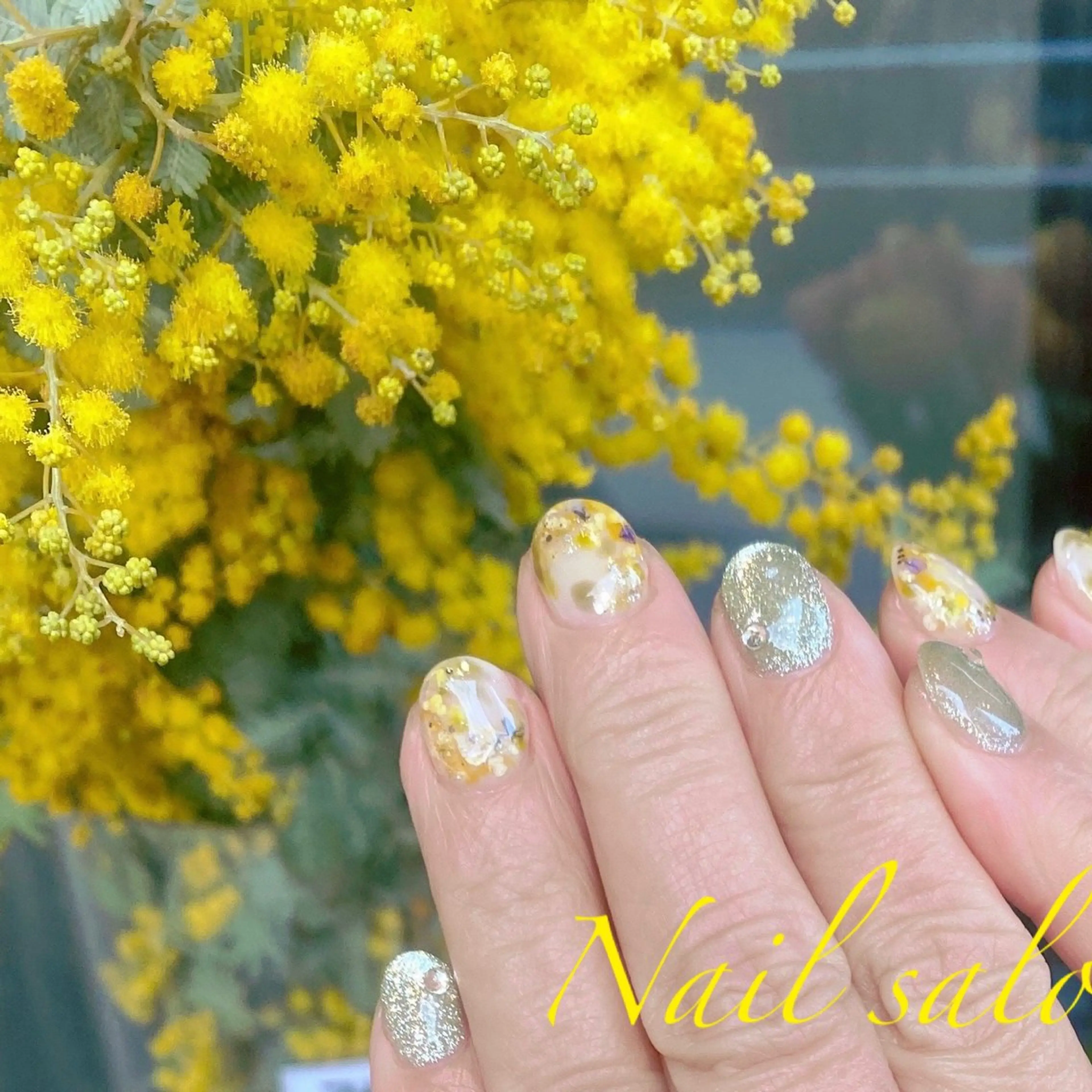 ネイル フラッシュネイル フラワーネイル ジェルネイル キラキラネイル マグネットネイル ハンドネイル Nail Salon K 🧸美爪育成のネイルデザイン