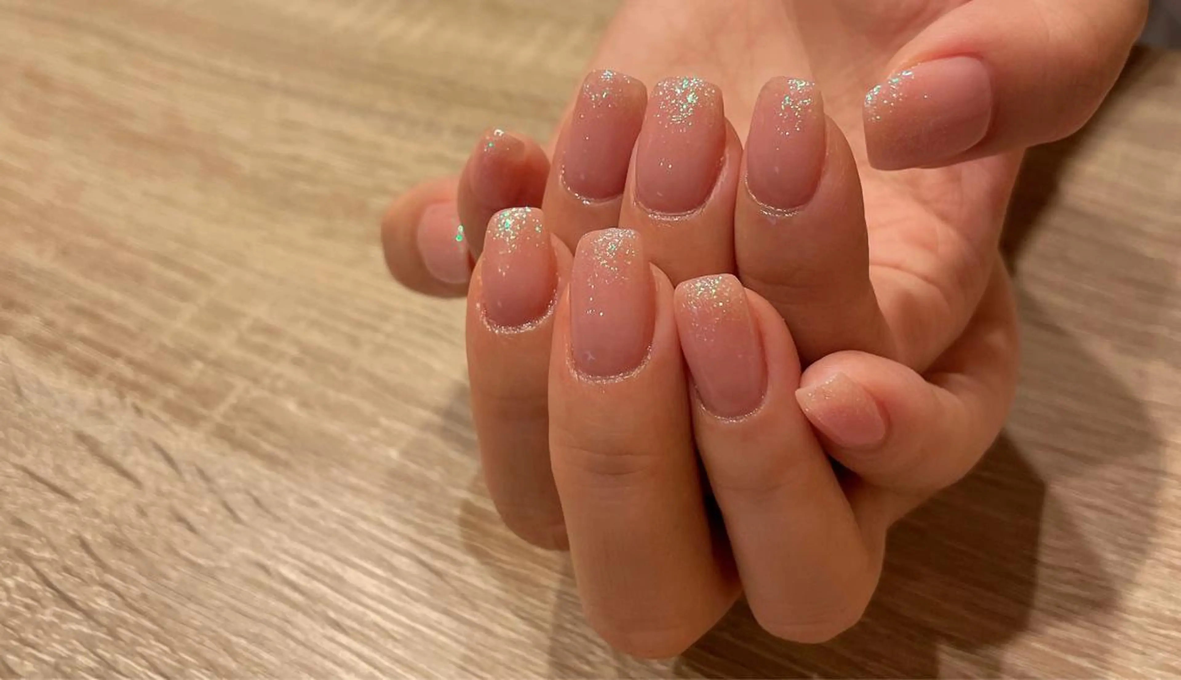 ネイル ラメ(グリッター) ワンカラーネイル ハンドネイル liberté所属・liberté🫧 新小岩のネイルデザイン