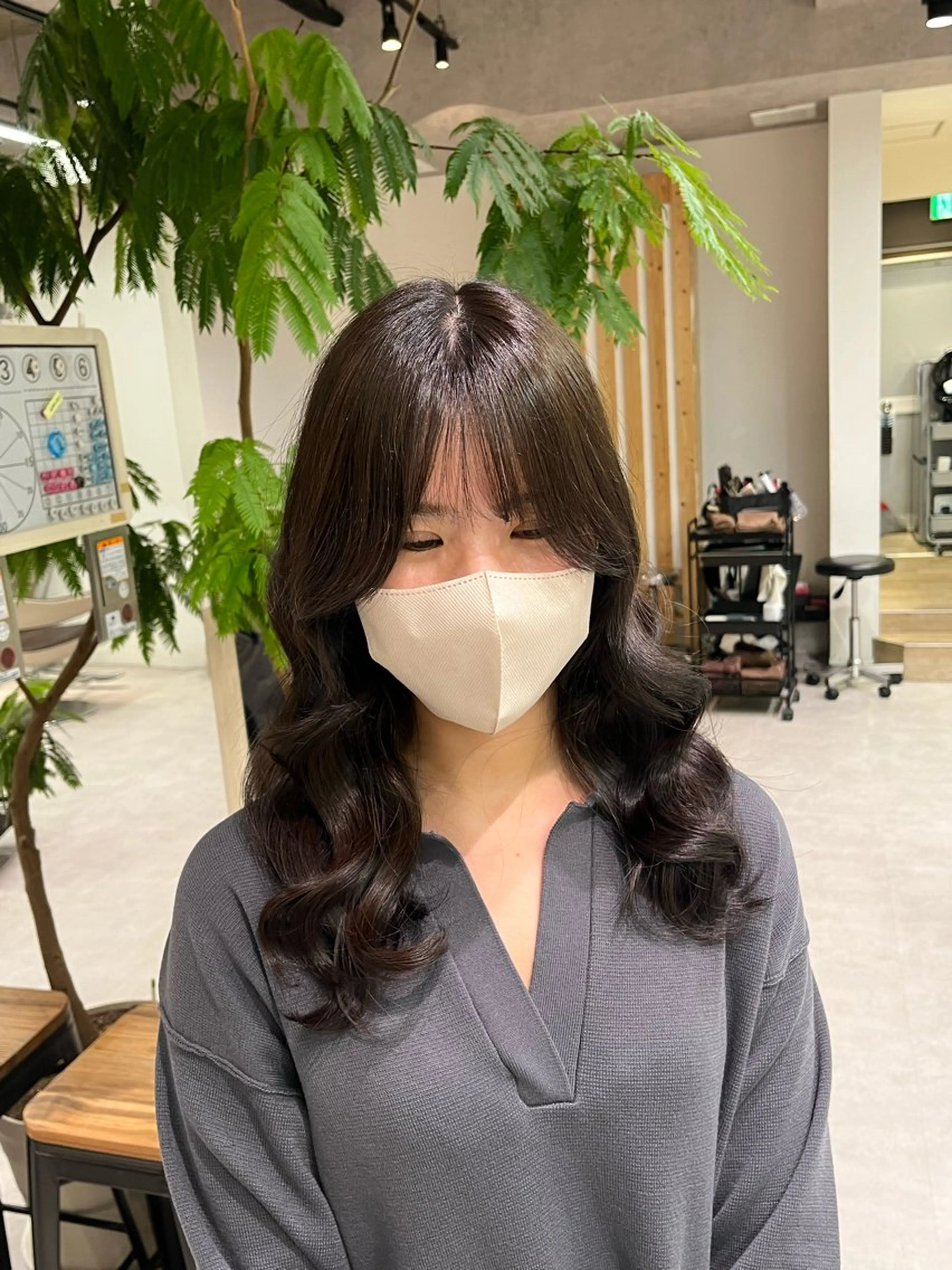 ミディアム omocha umiのヘアスタイル