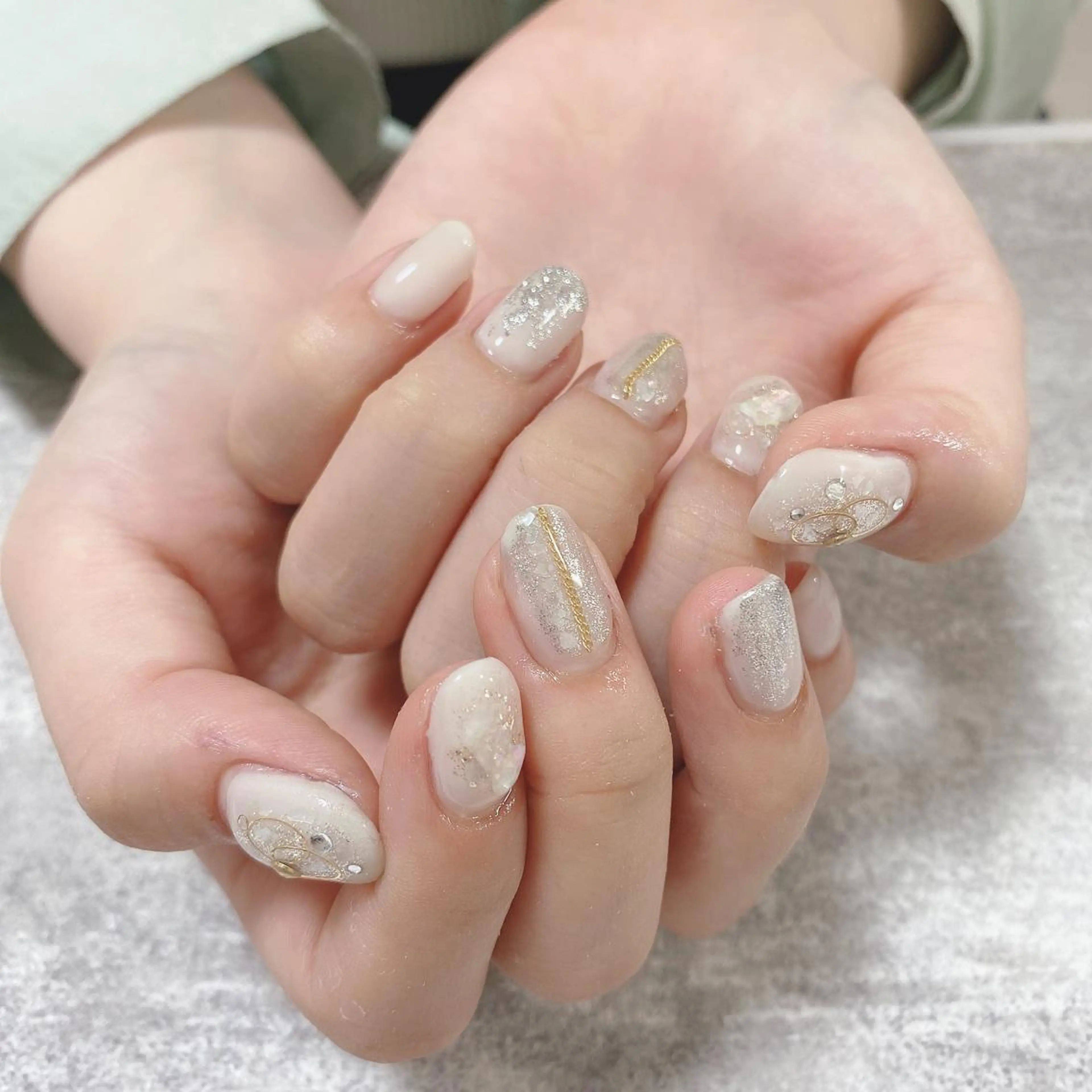 ネイル レ ティリンのネイルデザイン