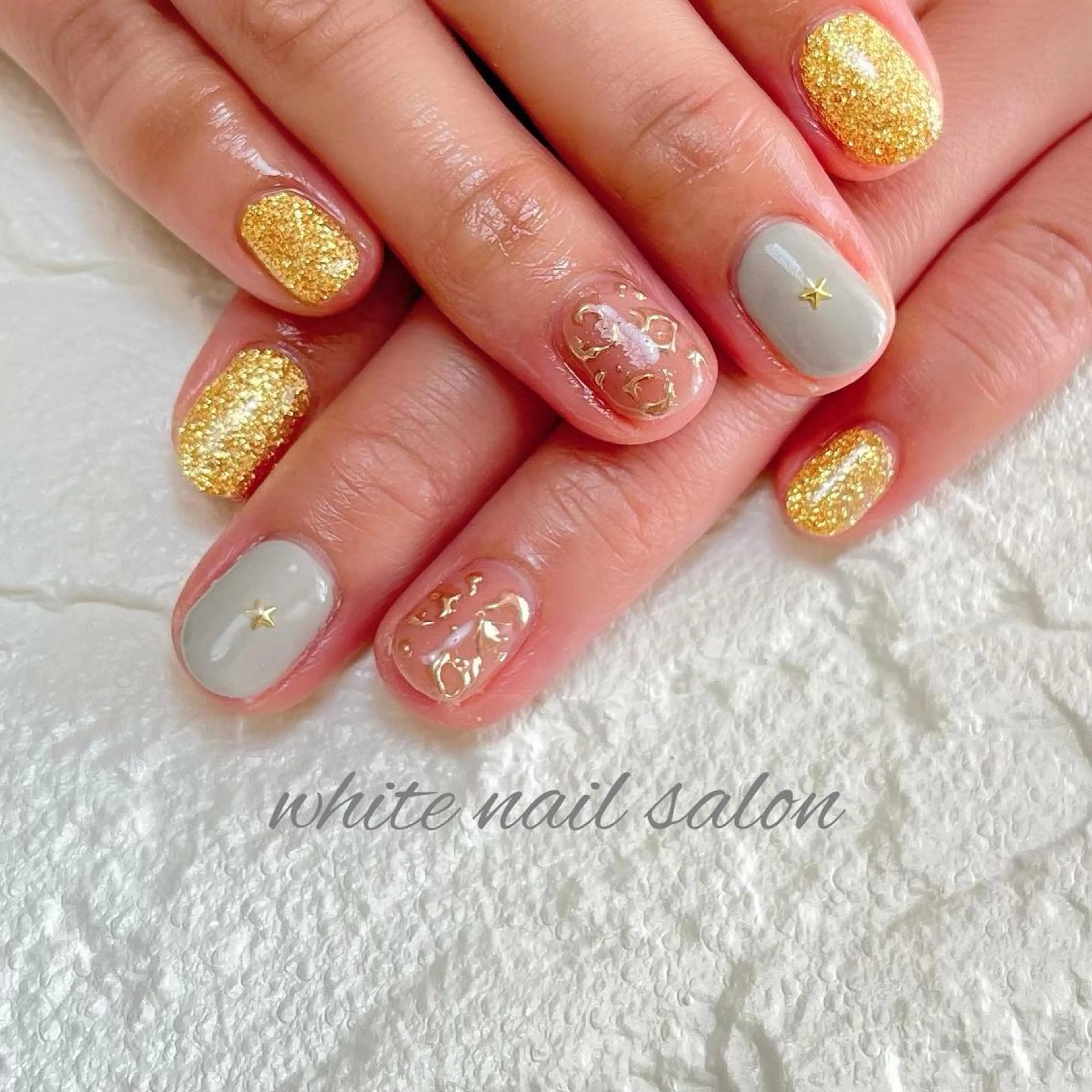 ネイル フットネイル ジェルネイル ハードジェル ラメ(グリッター) 持ち込み ハンドネイル white nail salonのネイルデザイン