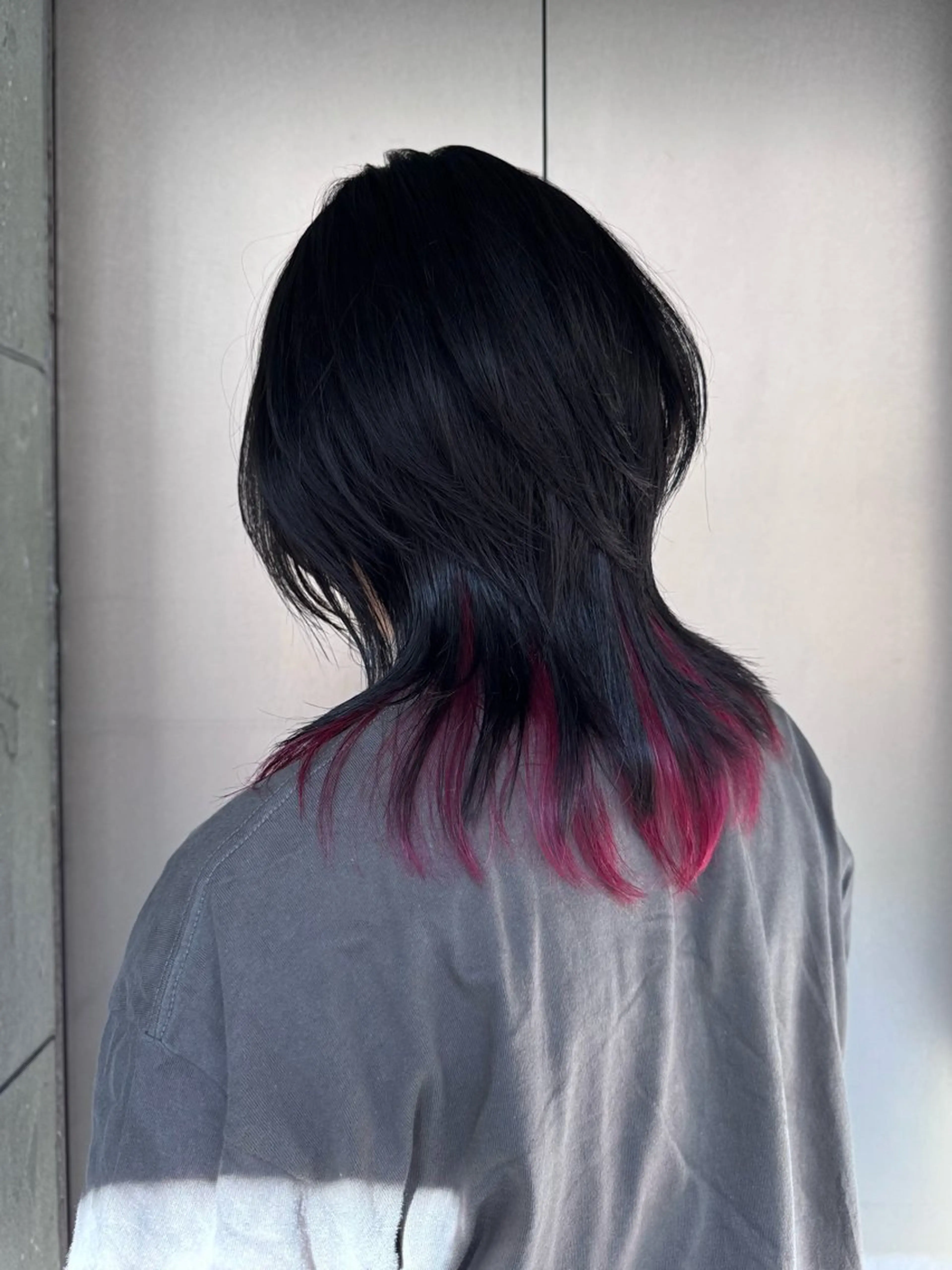 ミディアム カラー インナーカラー レッドカラー ウルフカット GO TODAY 福岡大名Bellus店所属・🫧ショートウルフ ボブウルフ🫧 糸瀬のヘアスタイル