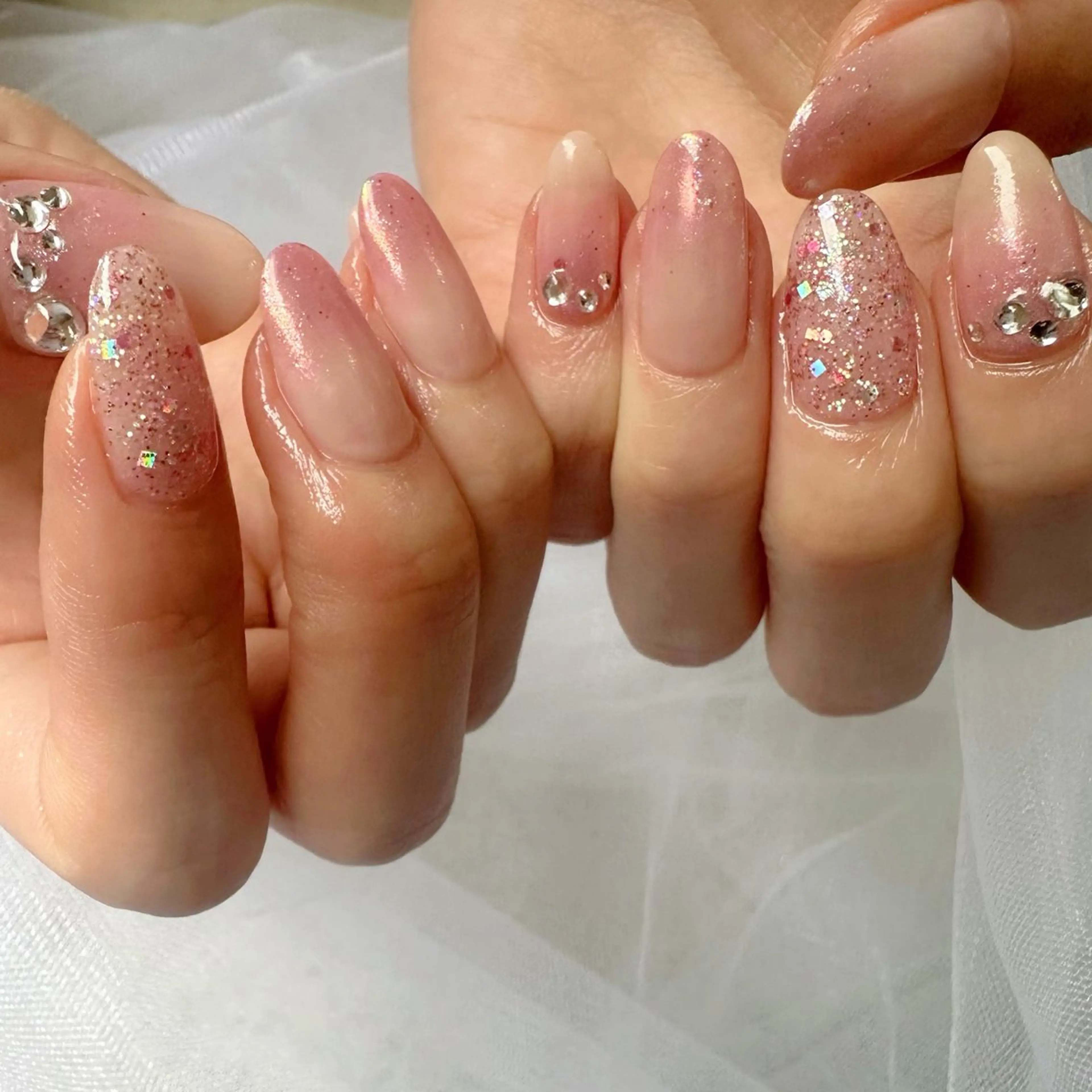 ネイル オーロラネイル クリアネイル 氷ネイル・うるうるネイル 韓国ネイル ラメ(グリッター) 🪞KAPE NAIL 🪞のネイルデザイン