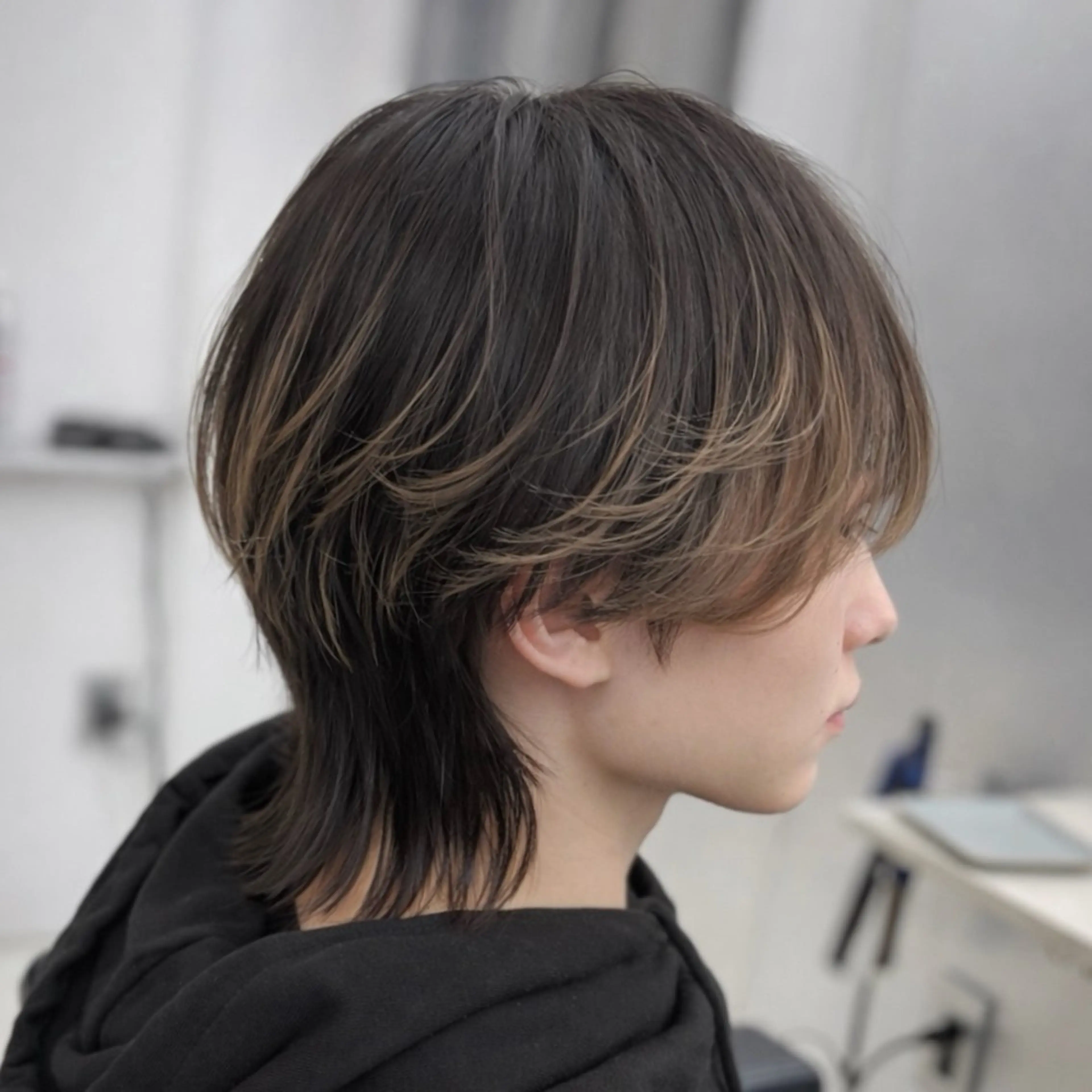 ミディアム メンズ カット ʜᴀʀᴜᴋᴀ♱メンズ ウルフ/ブリーチのヘアスタイル