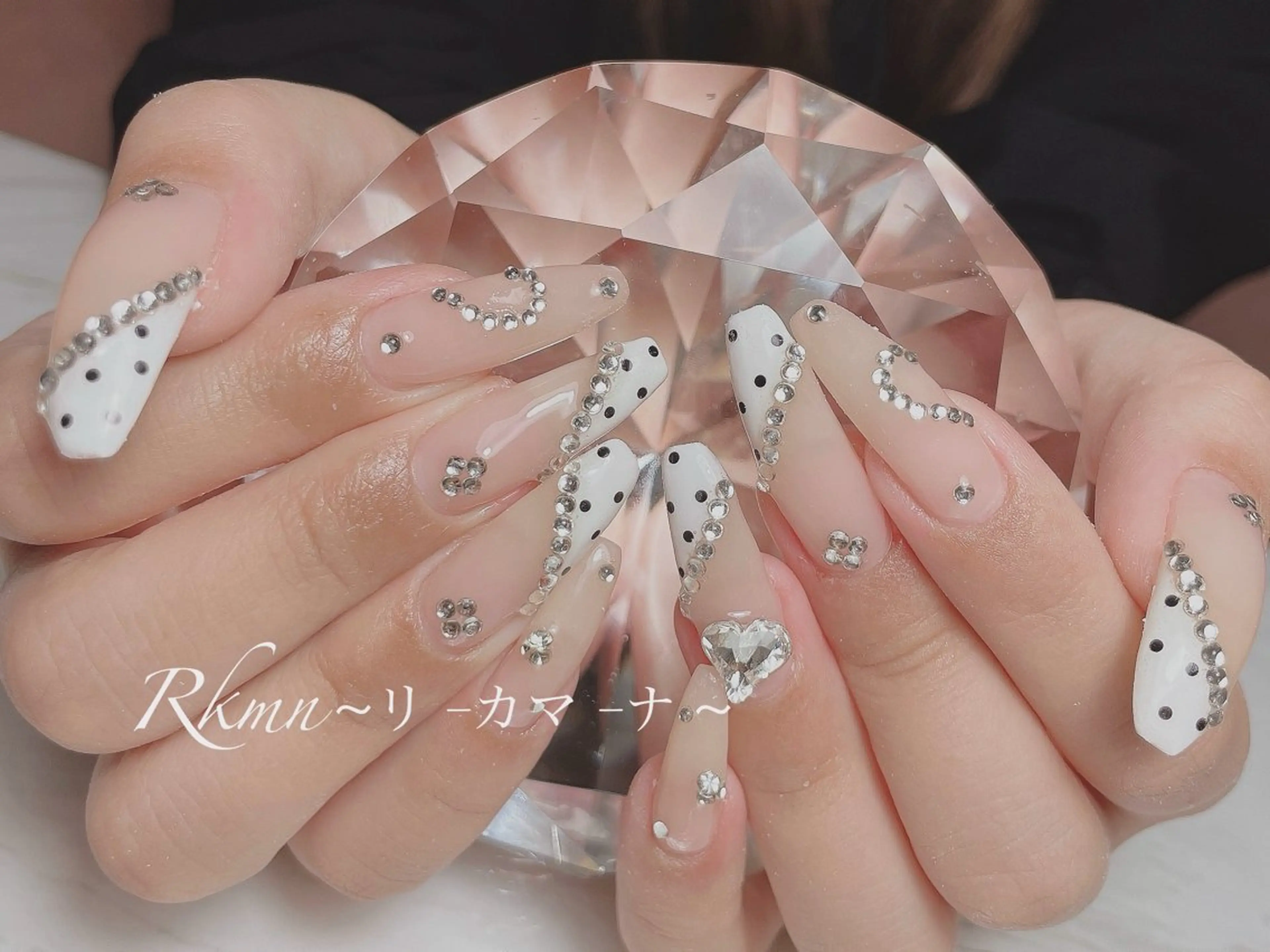 ネイル アートネイル ドット フレンチネイル ハート 春ネイル ハンドネイル フットネイル ハンドケア Rkmn ~リ-カマ-ナ~のネイルデザイン