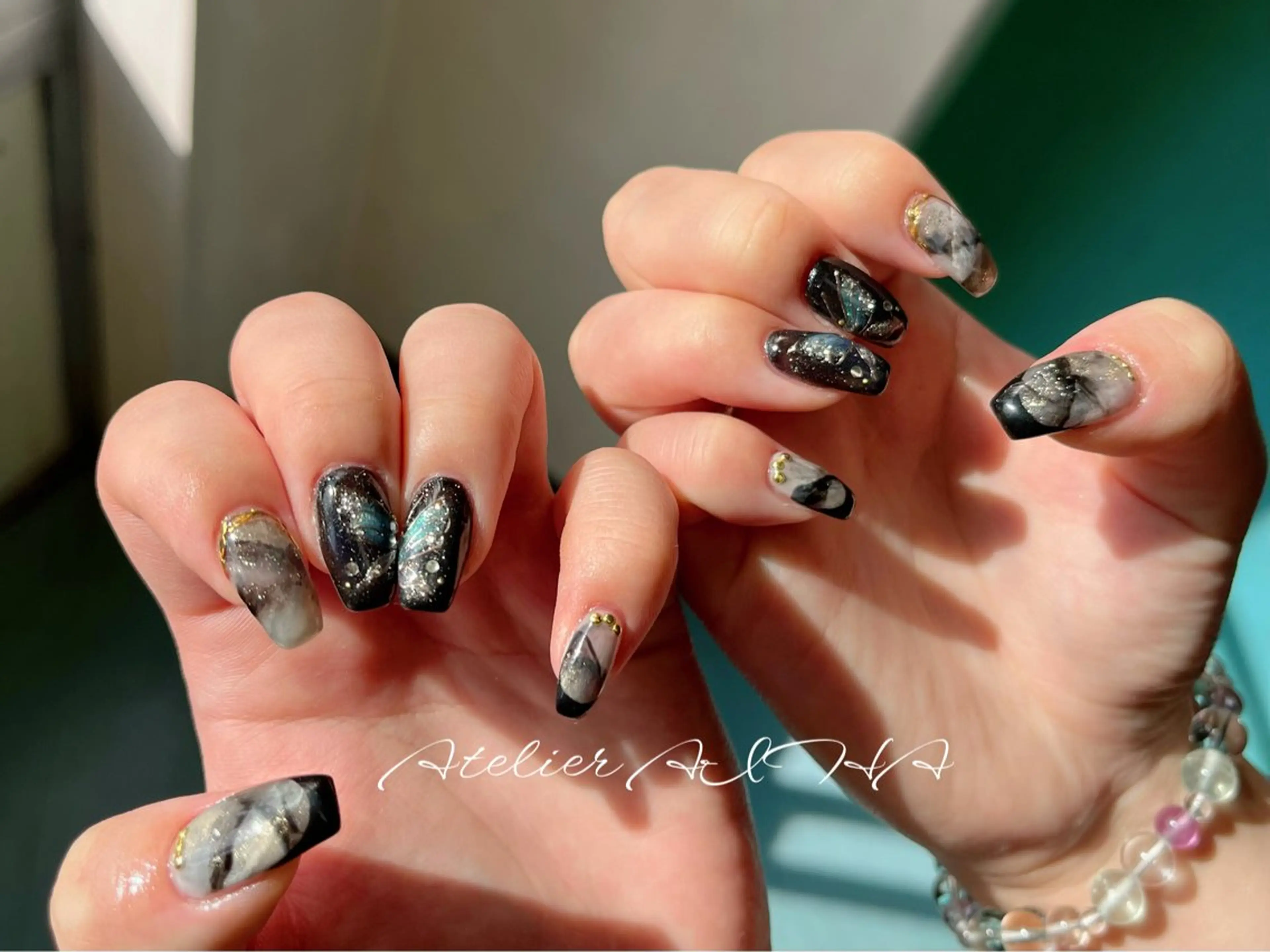 セミロング アトリエAIHA所属・アトリエAIHA★ フィルイン推奨サロンのネイルデザイン