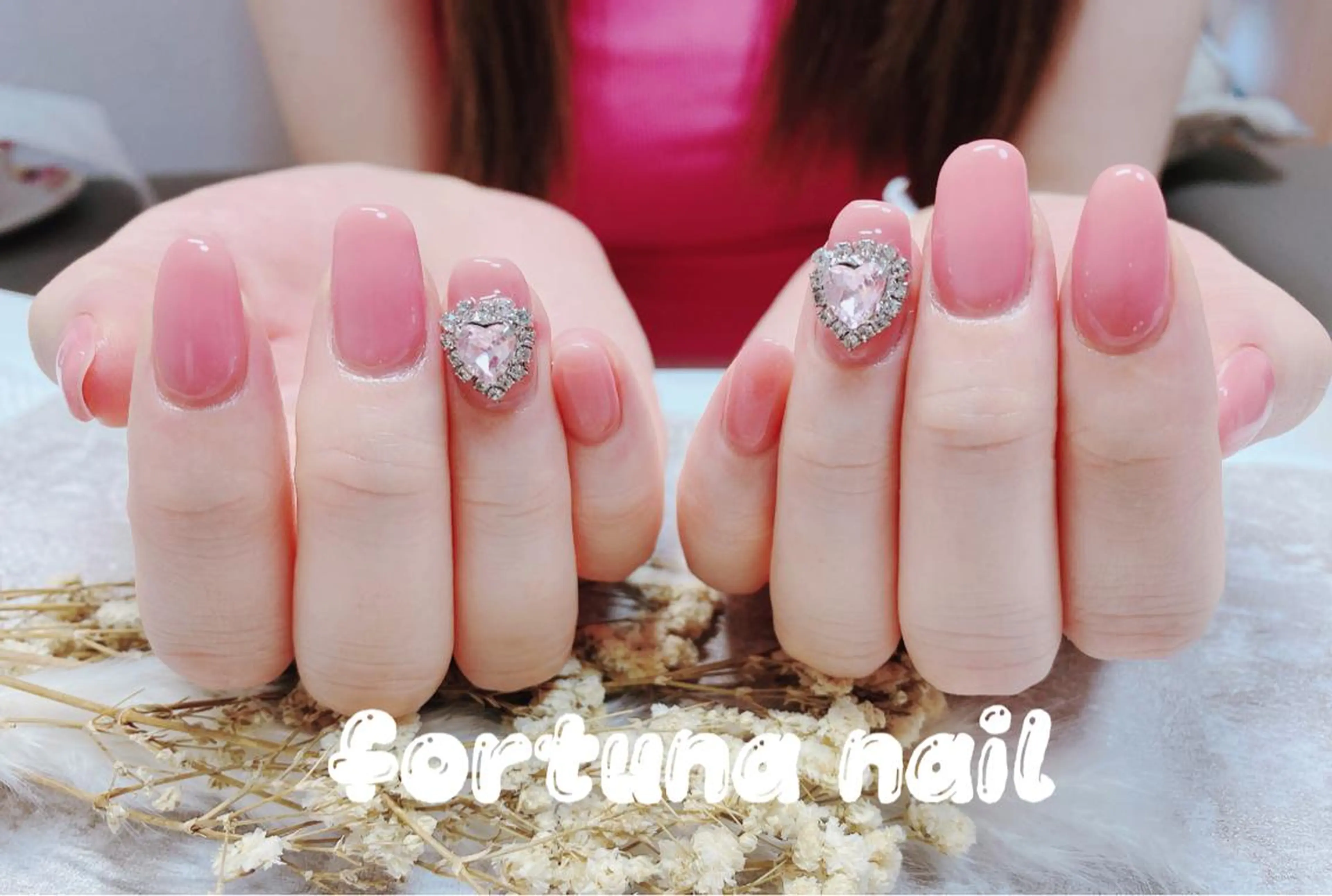 ネイル Nail •Head スパFortunaのネイルデザイン