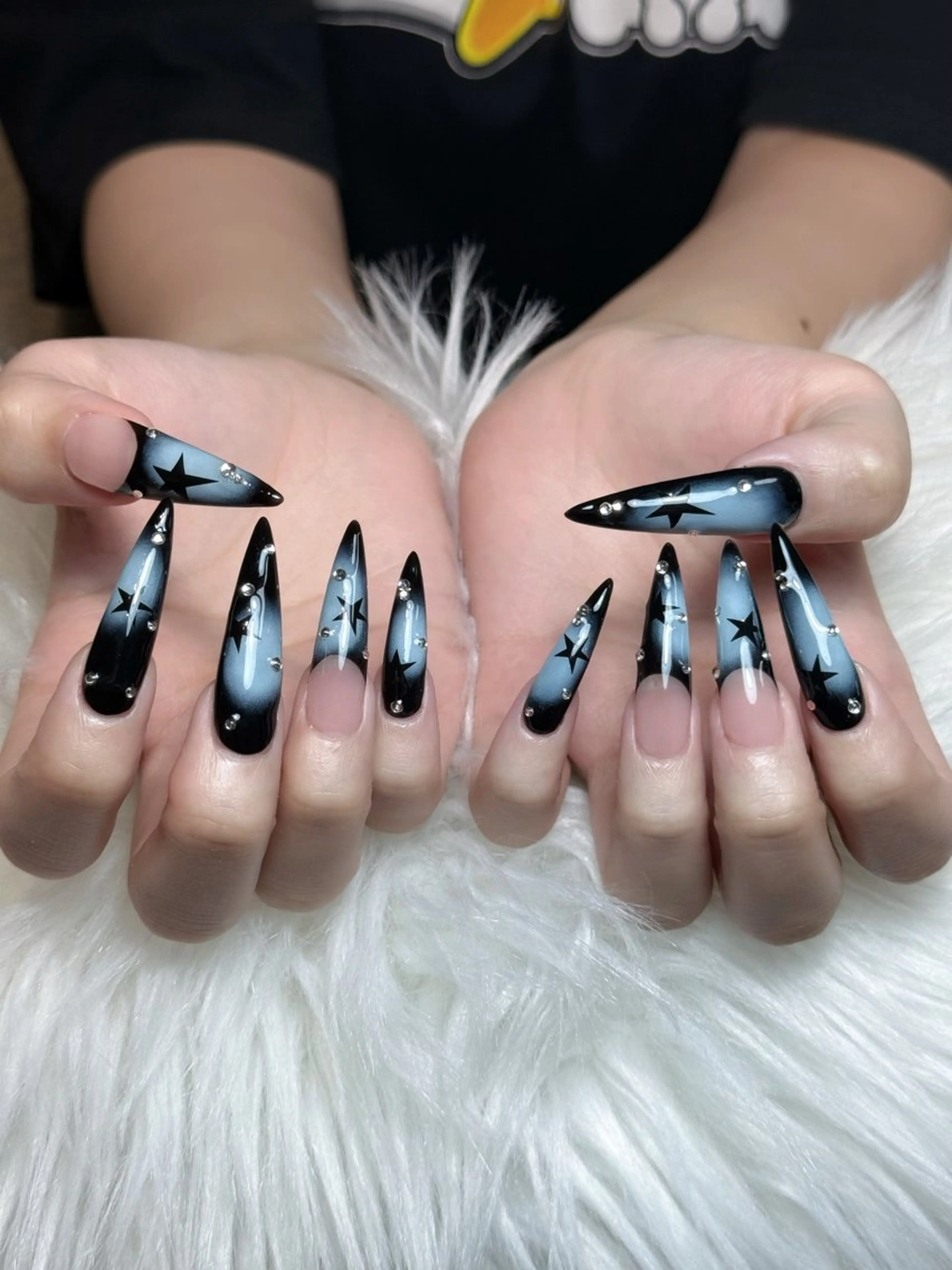 ネイル フレンチネイル ジェルネイル キラキラネイル 韓国ネイル レース Julli NailStudioのネイルデザイン