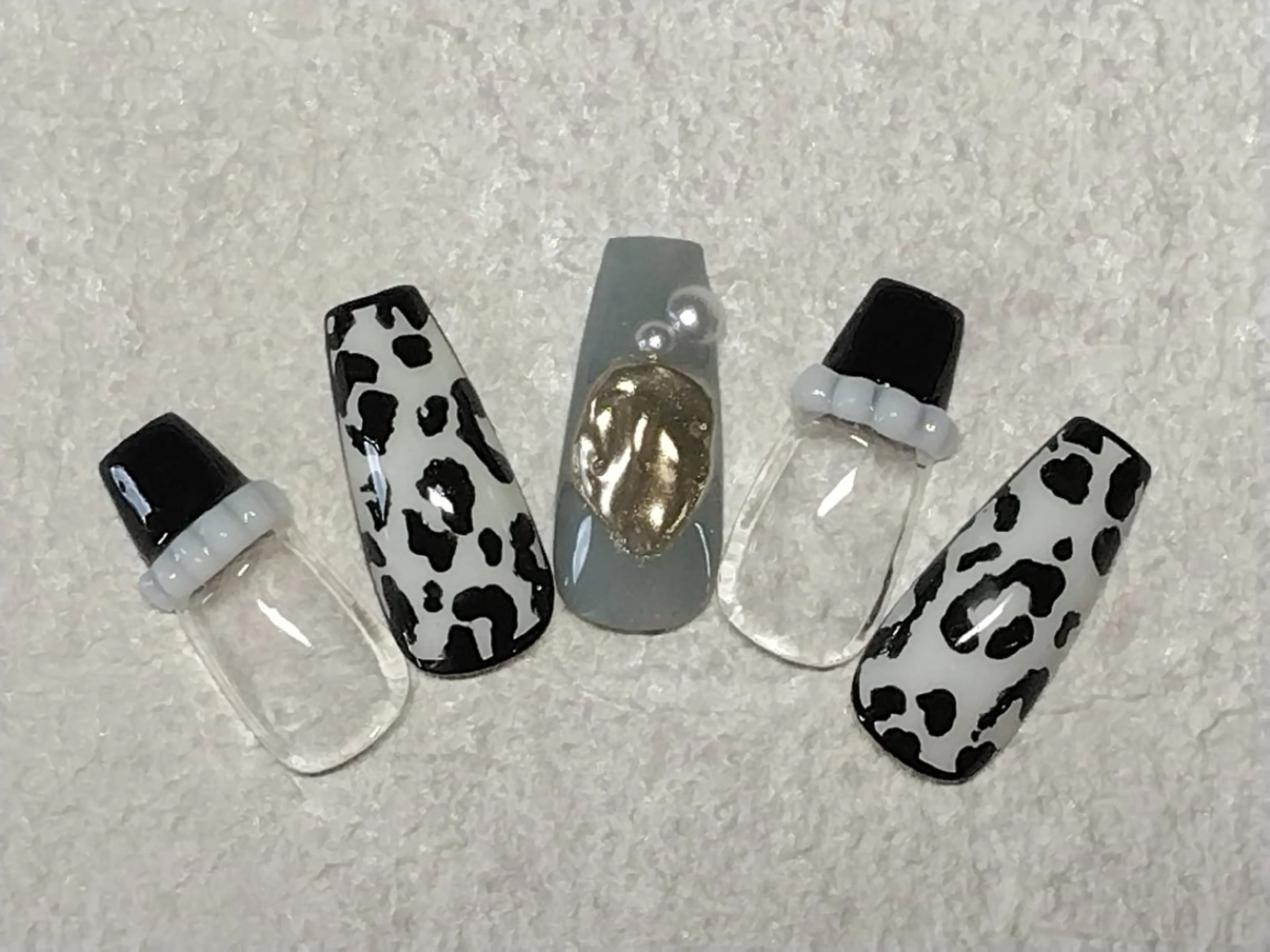 ネイル ハンドネイル リラクゼーション＆ネイル仙殊~センジュ~所属・senju 　のネイルデザイン