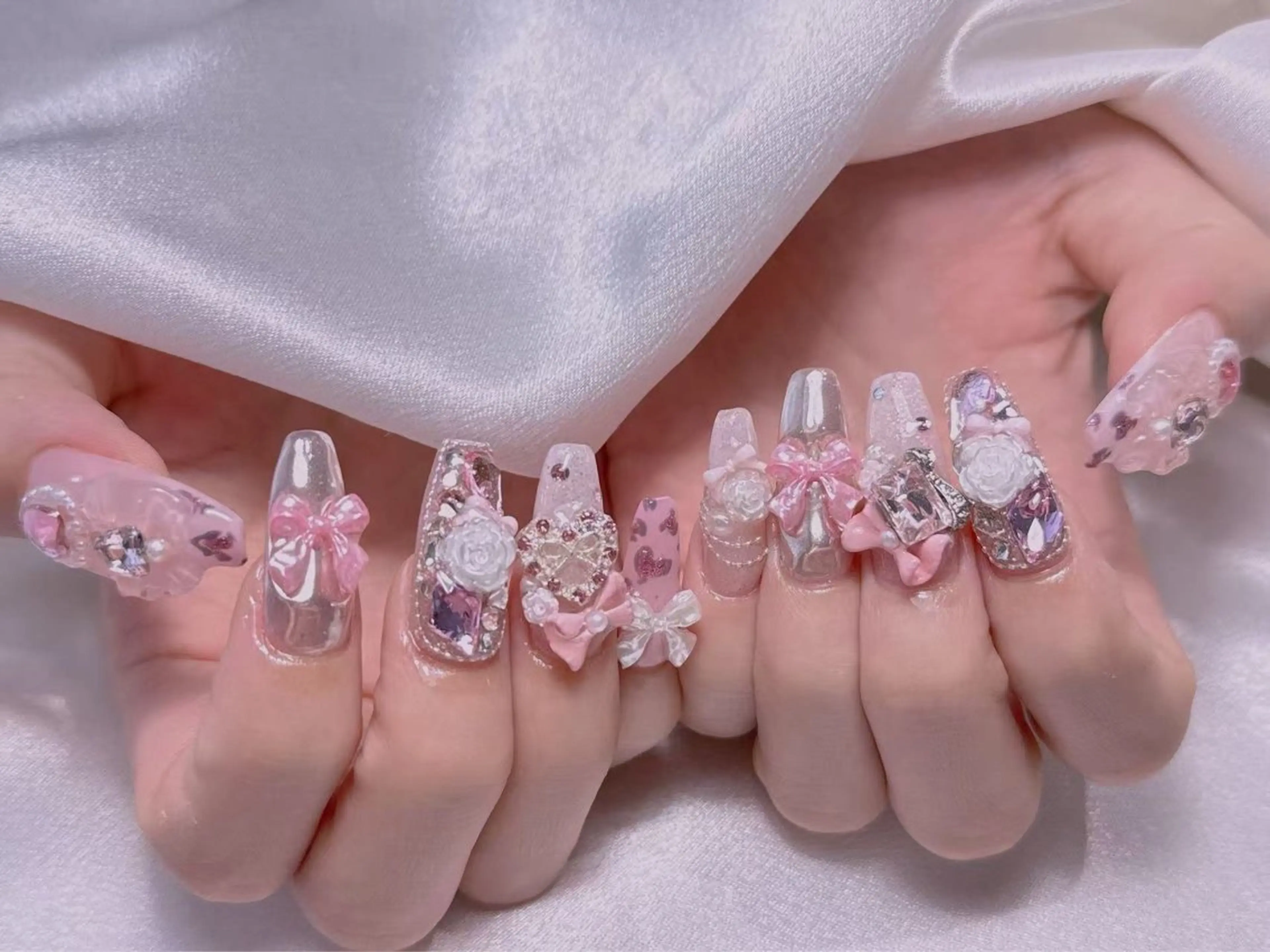 ネイル M2ネイルサロン【長さ出し&フィルイン導入店】所属・長さ出し専門店 RIRIのネイルデザイン