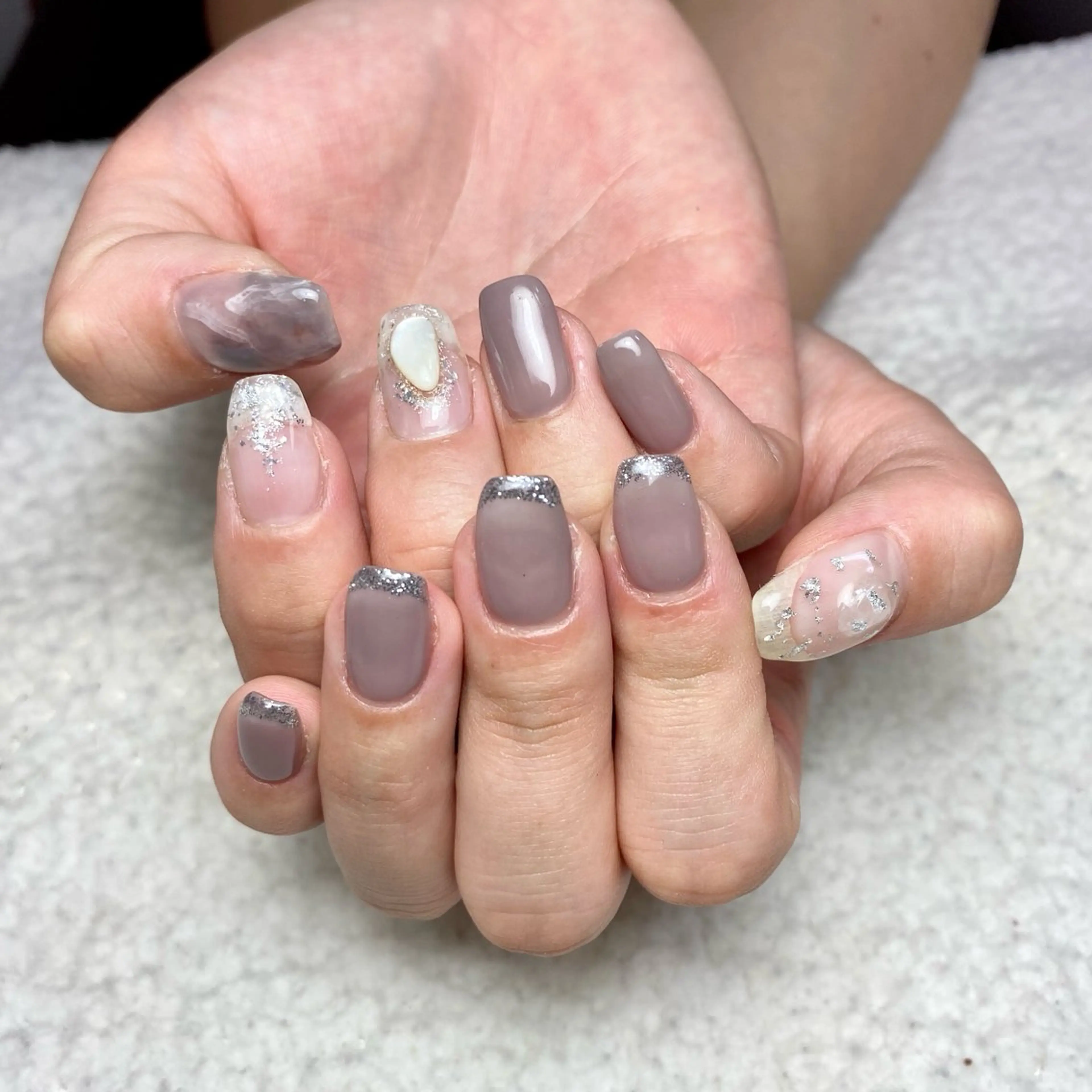 ネイル フレンチネイル ラメ(グリッター) ニュアンスネイル COCO+所属・COCO +のエステ・リラクイメージ