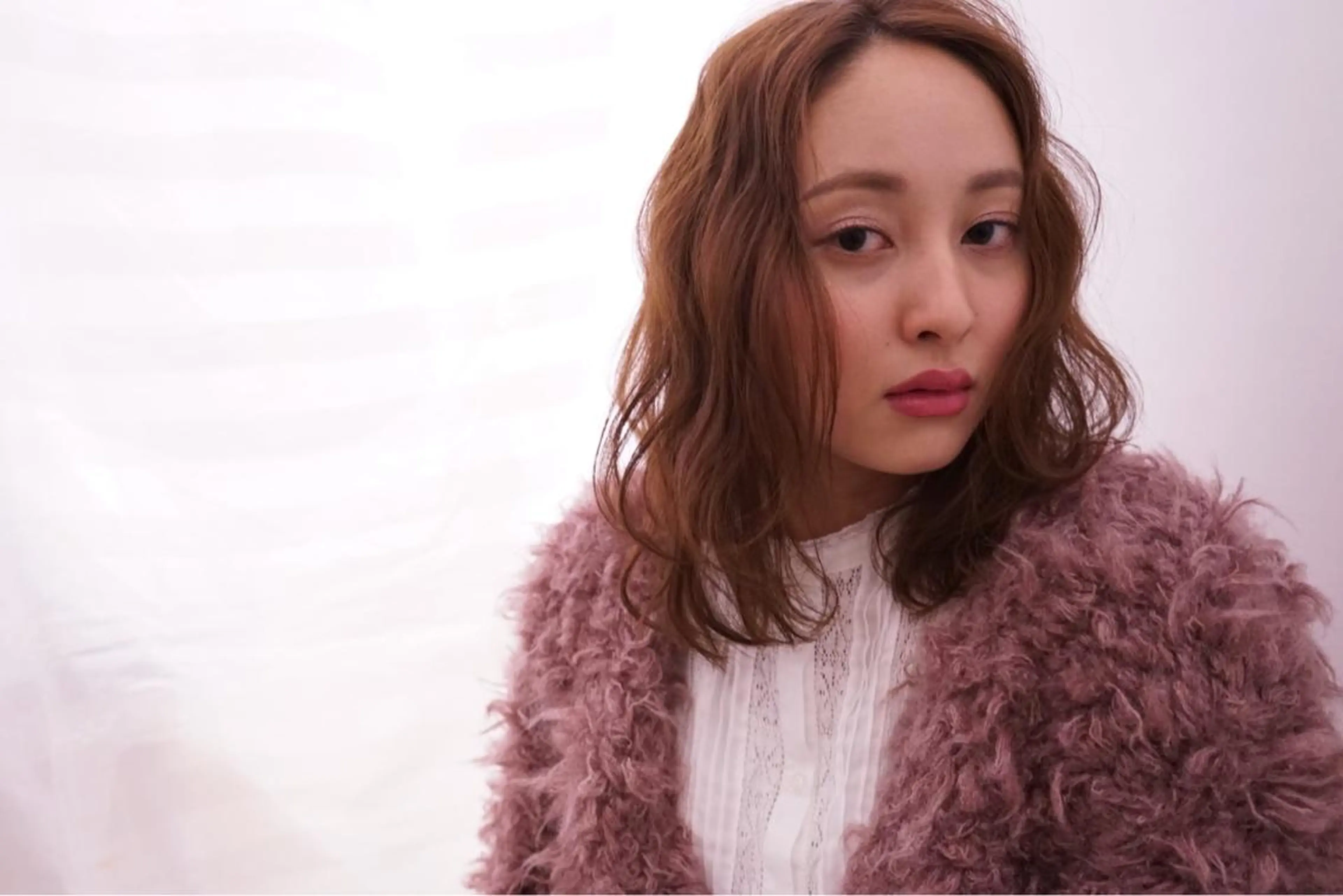セミロング カラー パーマ ヘアアレンジ セミロングパーマ ベージュカラー ブラウンカラー ブラウンベージュ カット ヘアカラー 可愛いを作る神 ナオヒロのヘアスタイル