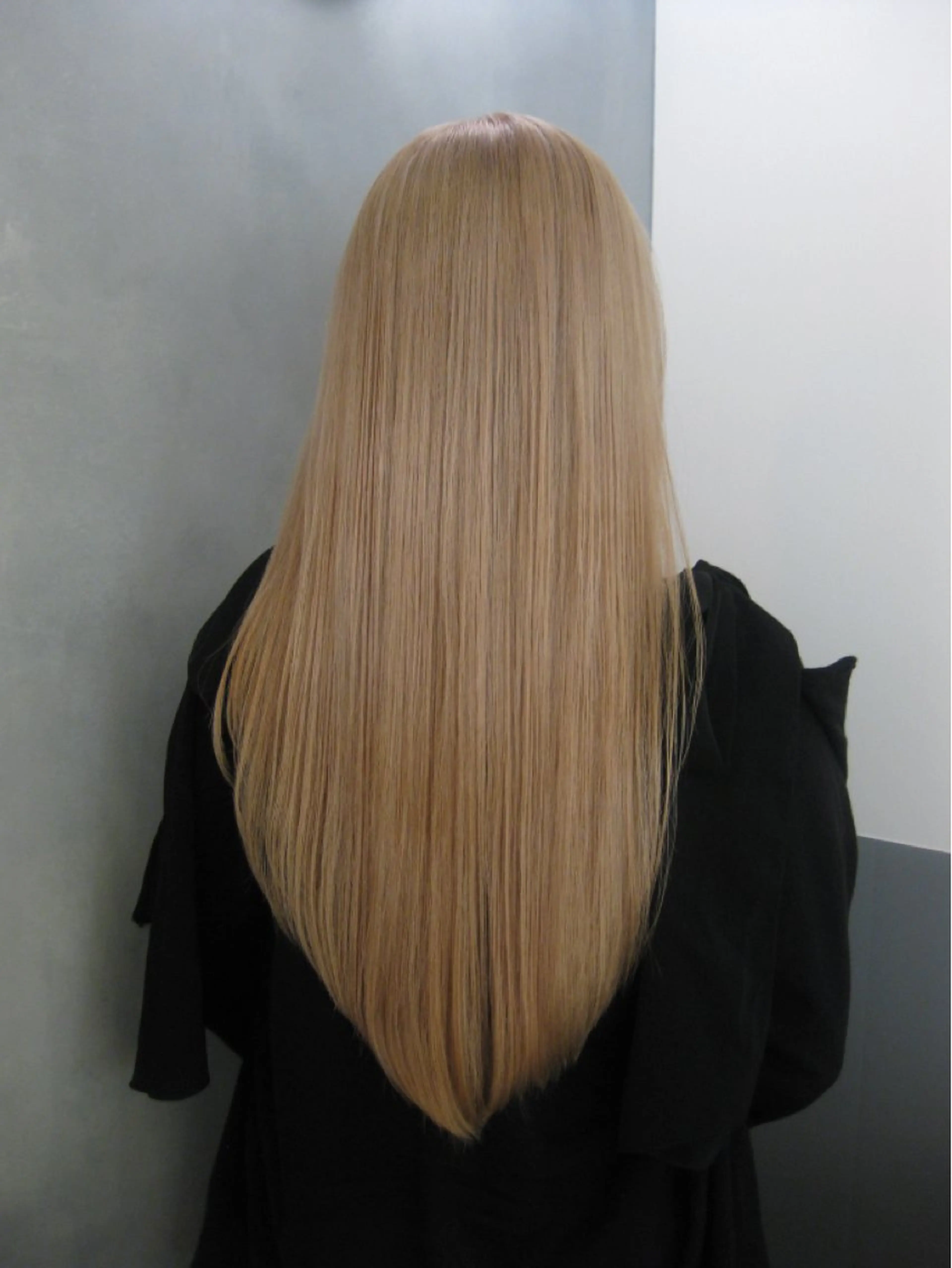 ロング カラー ブリーチ 🦖ミニボブ/ボブ /MOEKA🦕のヘアスタイル