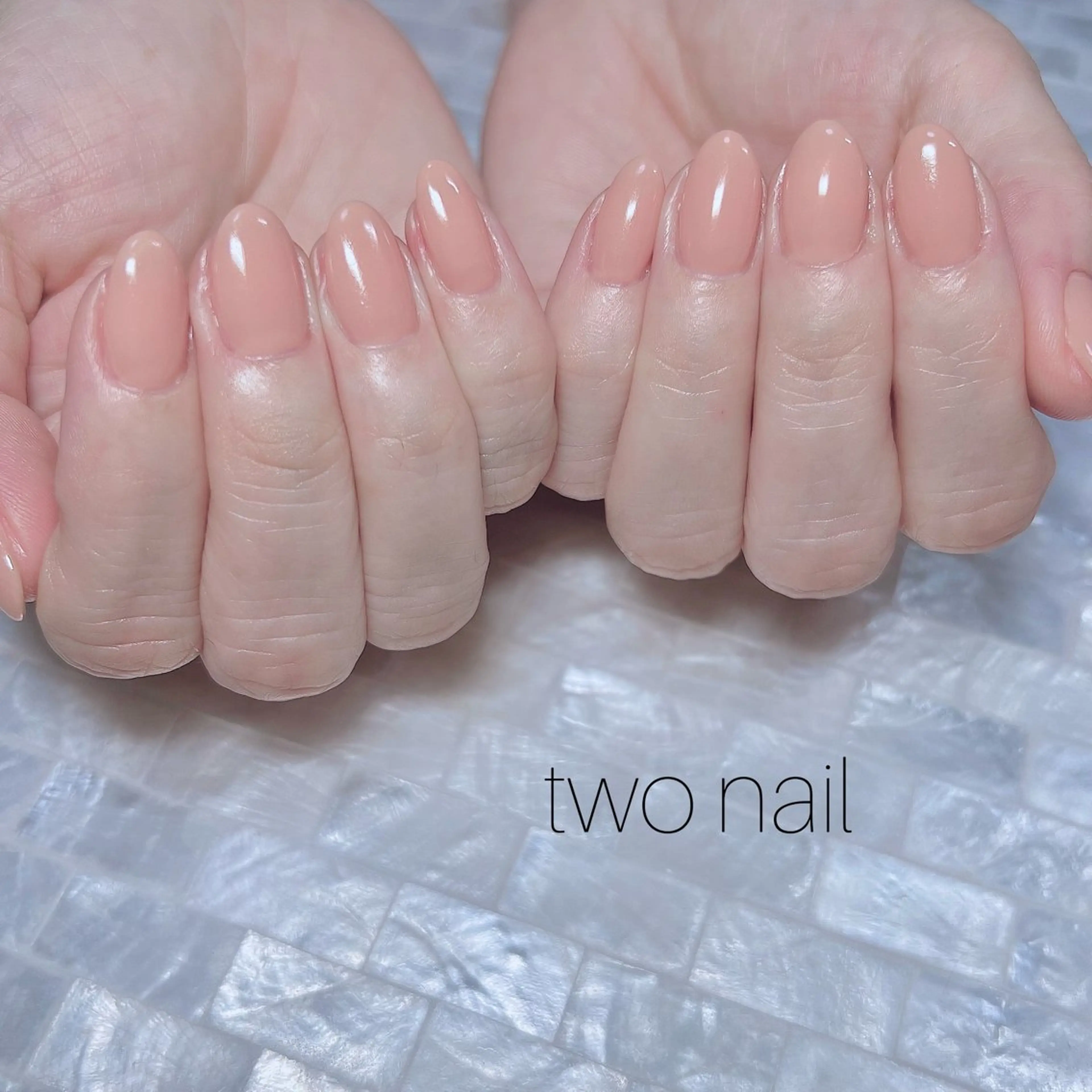 ネイル ネイルチップ ホワイト ハンドネイル two nailのネイルデザイン