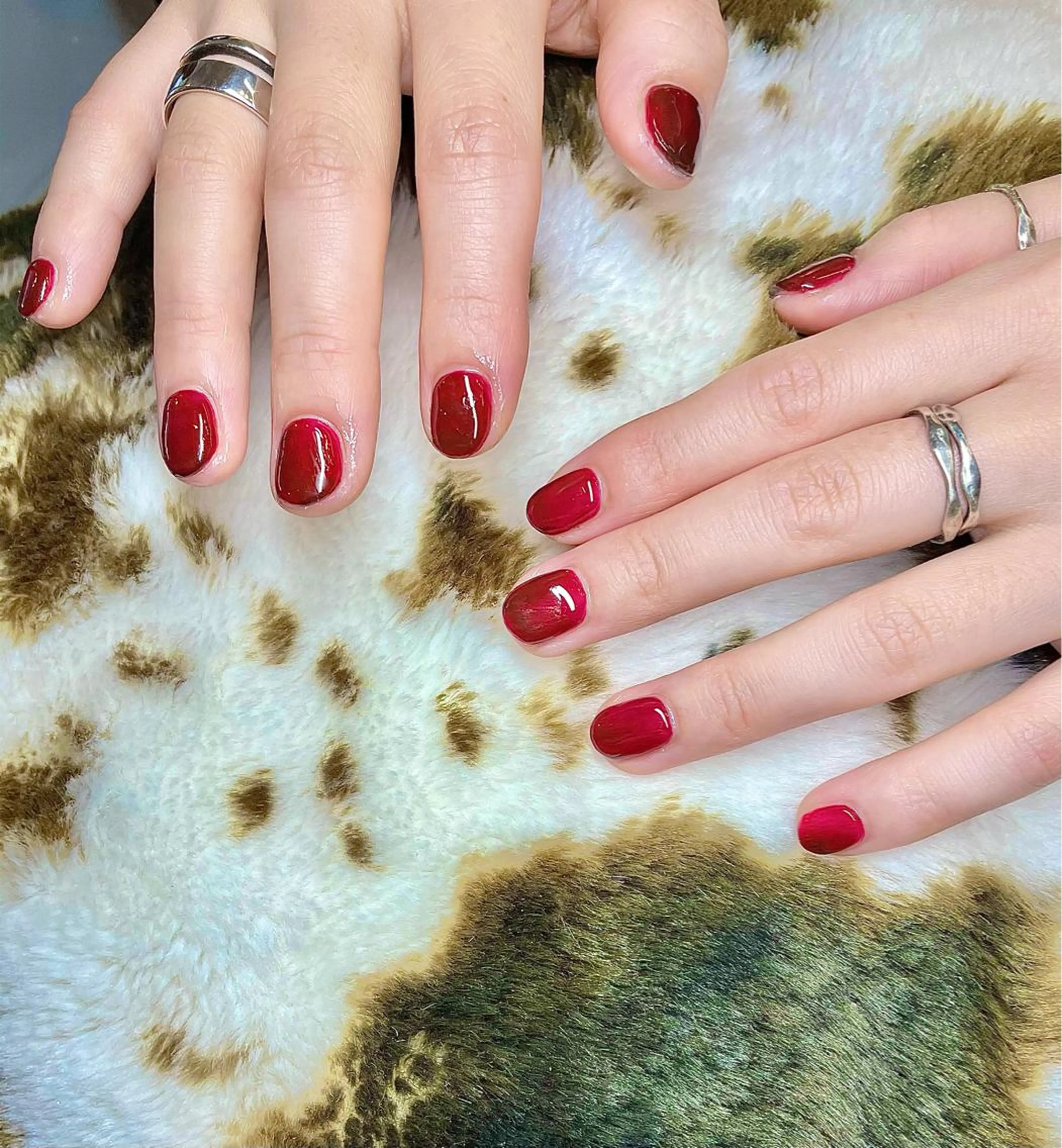 ショート カラー パーマ ヘアアレンジ メンズ キッズ ネイル マツエク・マツパ レッドカラー クリアネイル 赤色 ハンドネイル ハンドケア nail&eye Aoのマツエク・マツパデザイン