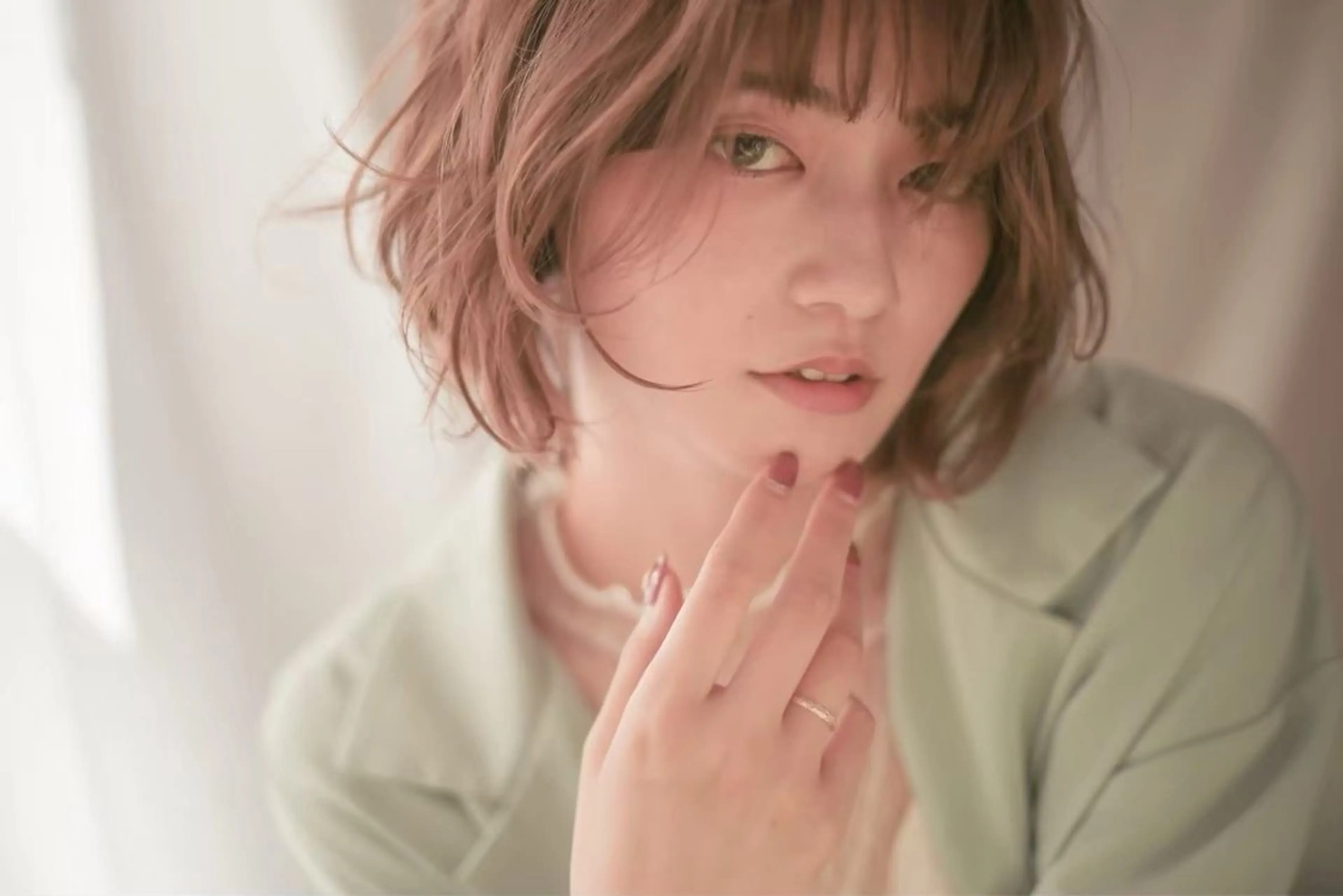 ショート カラー 🩷愛咲🩷レイヤー /透明感カラーのヘアスタイル