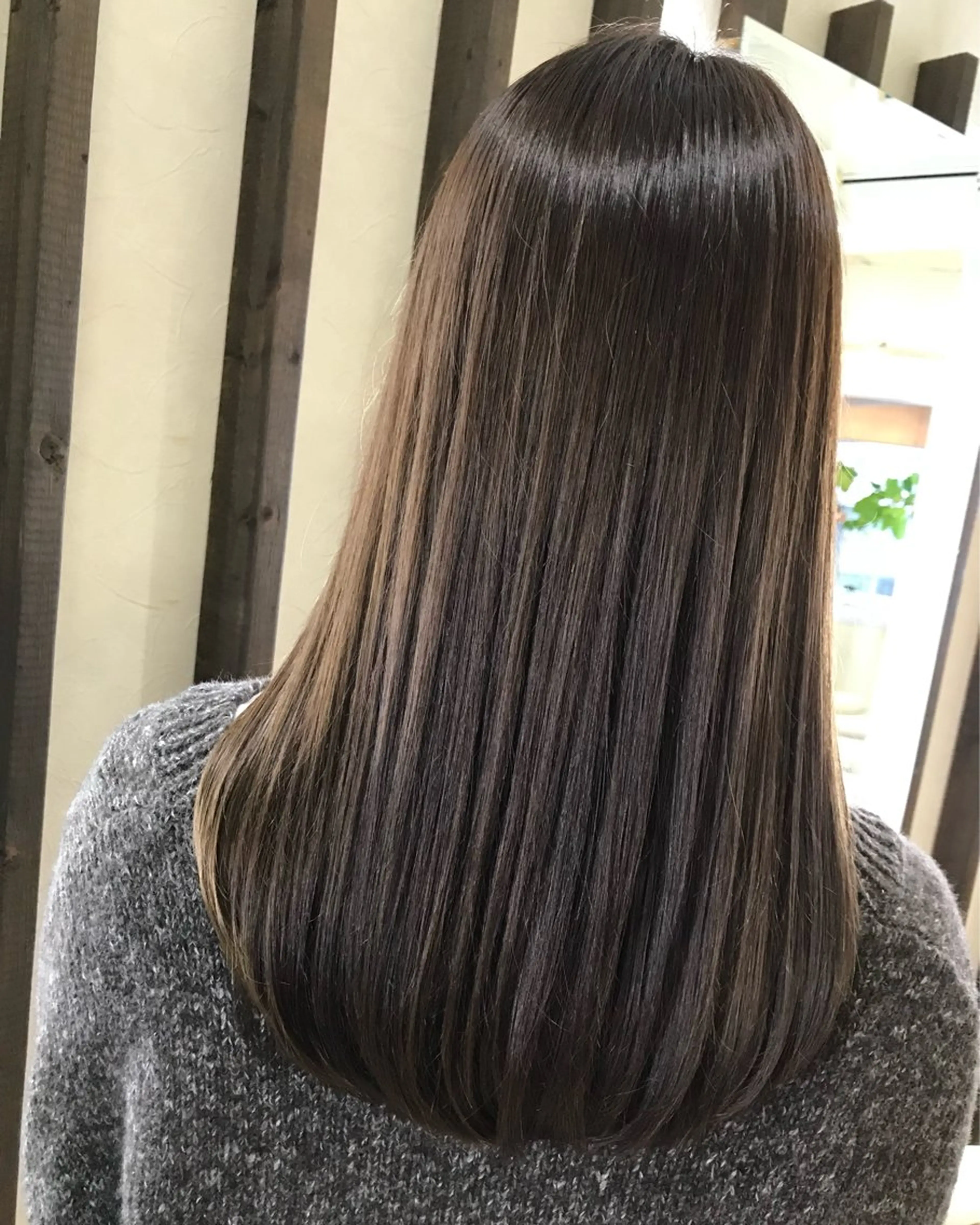 ロング カット トリートメント corte【コルテ】所属・ナオイ ユウキのヘアスタイル