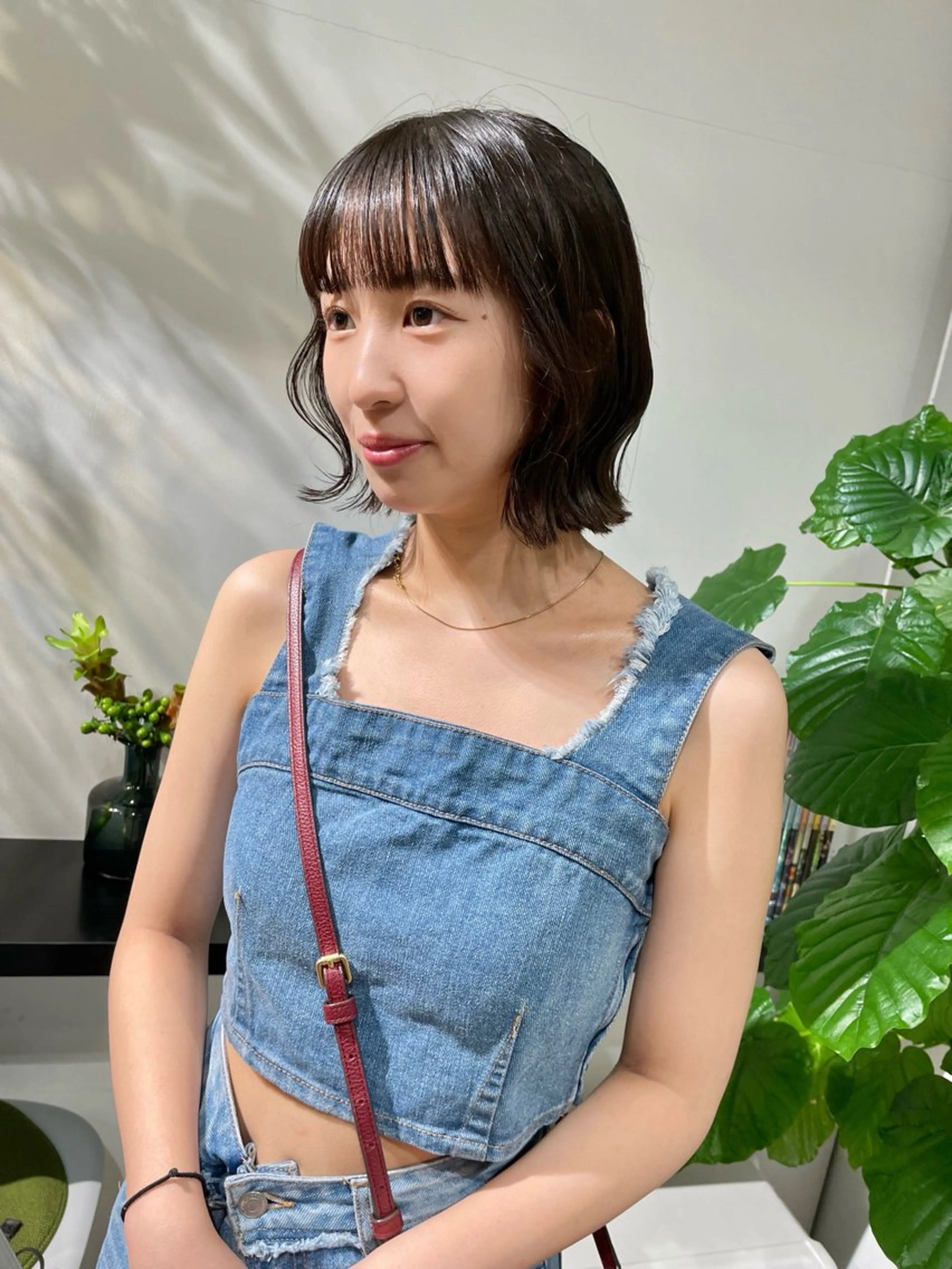 ミディアム ウルフ/似合わせ レイヤー/RIHOのヘアスタイル