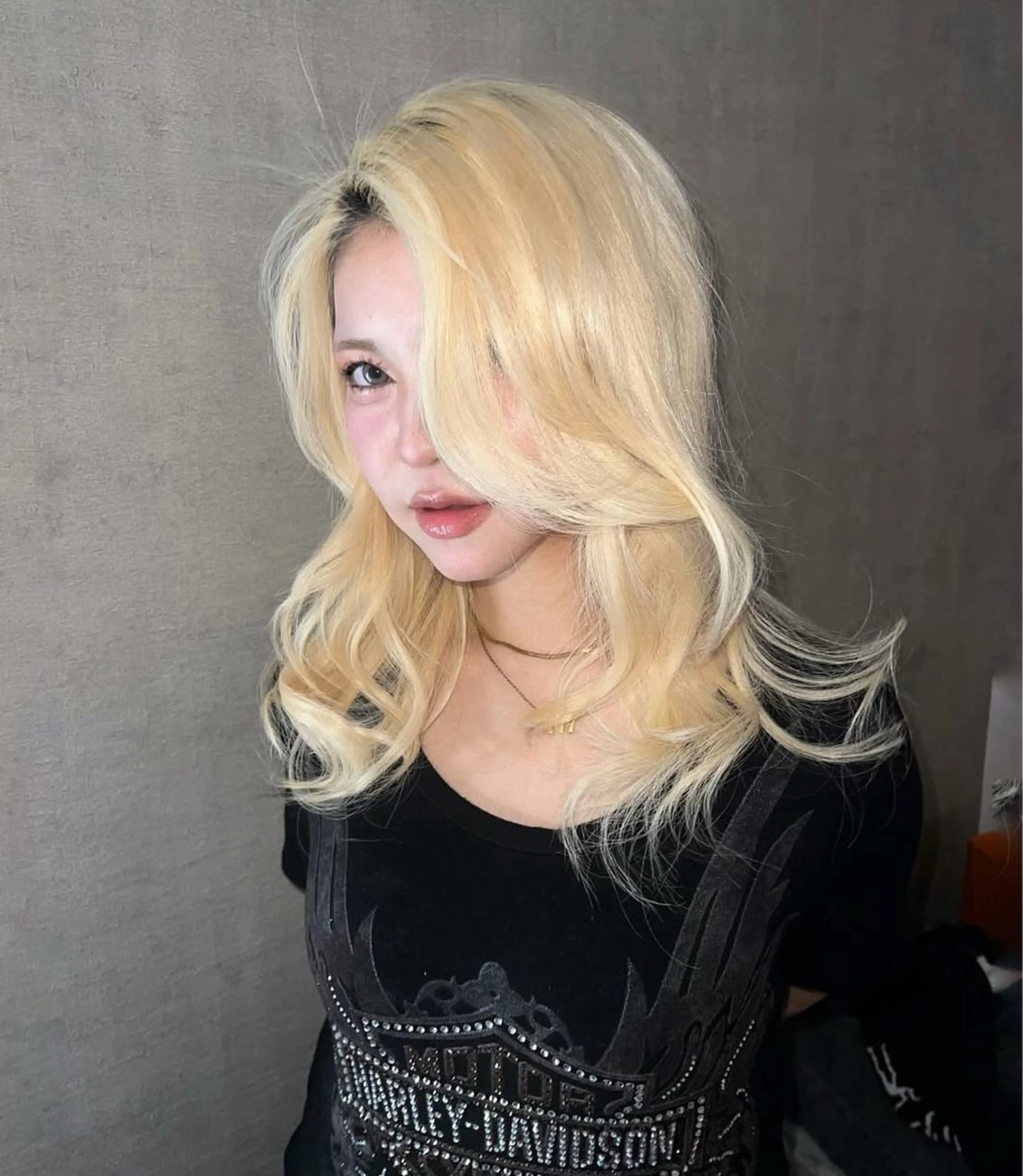 ロング miku /原宿美容師/y2kのヘアスタイル