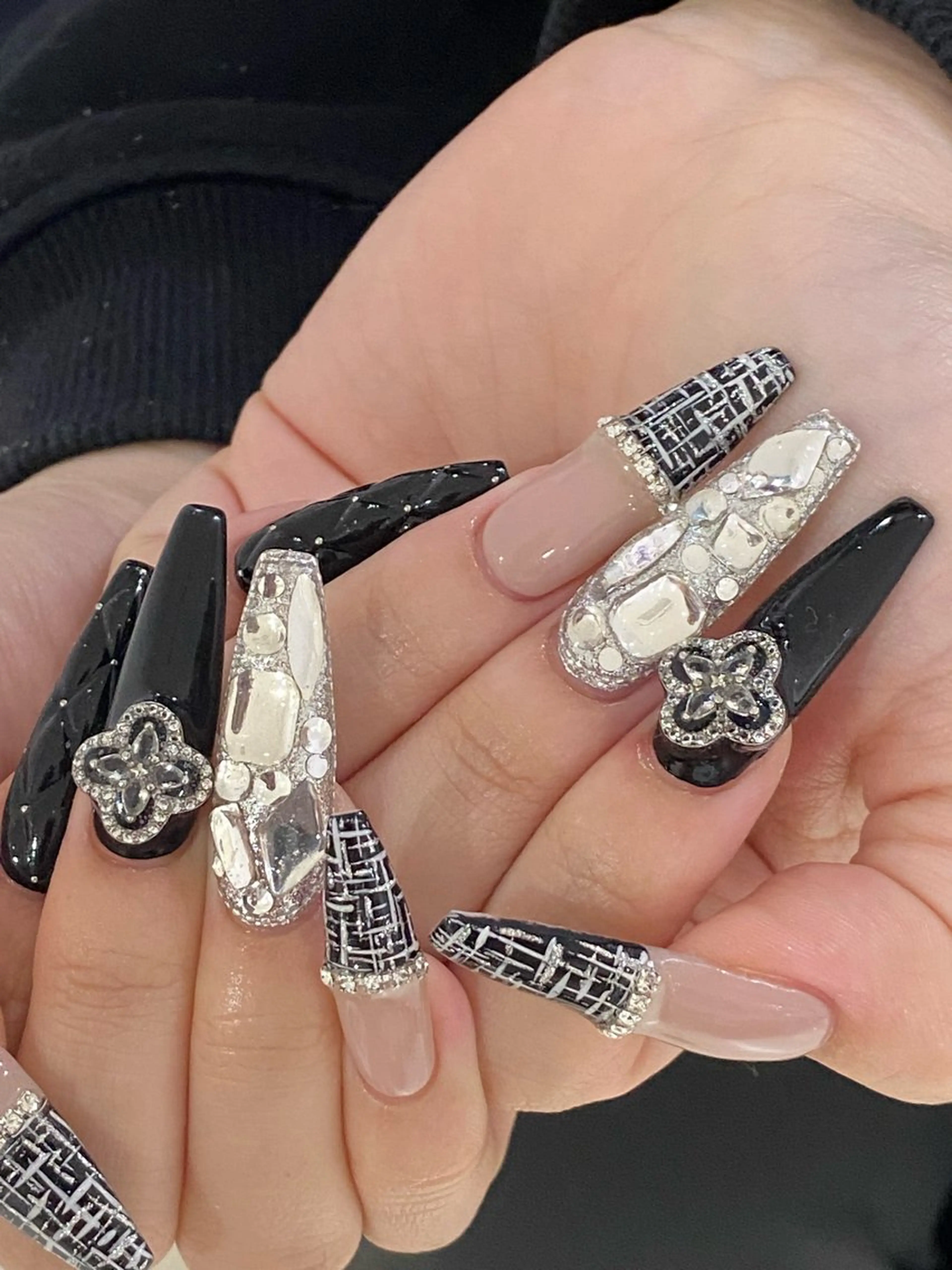 ネイル 持ち込み Ikarashi Mimuのネイルデザイン