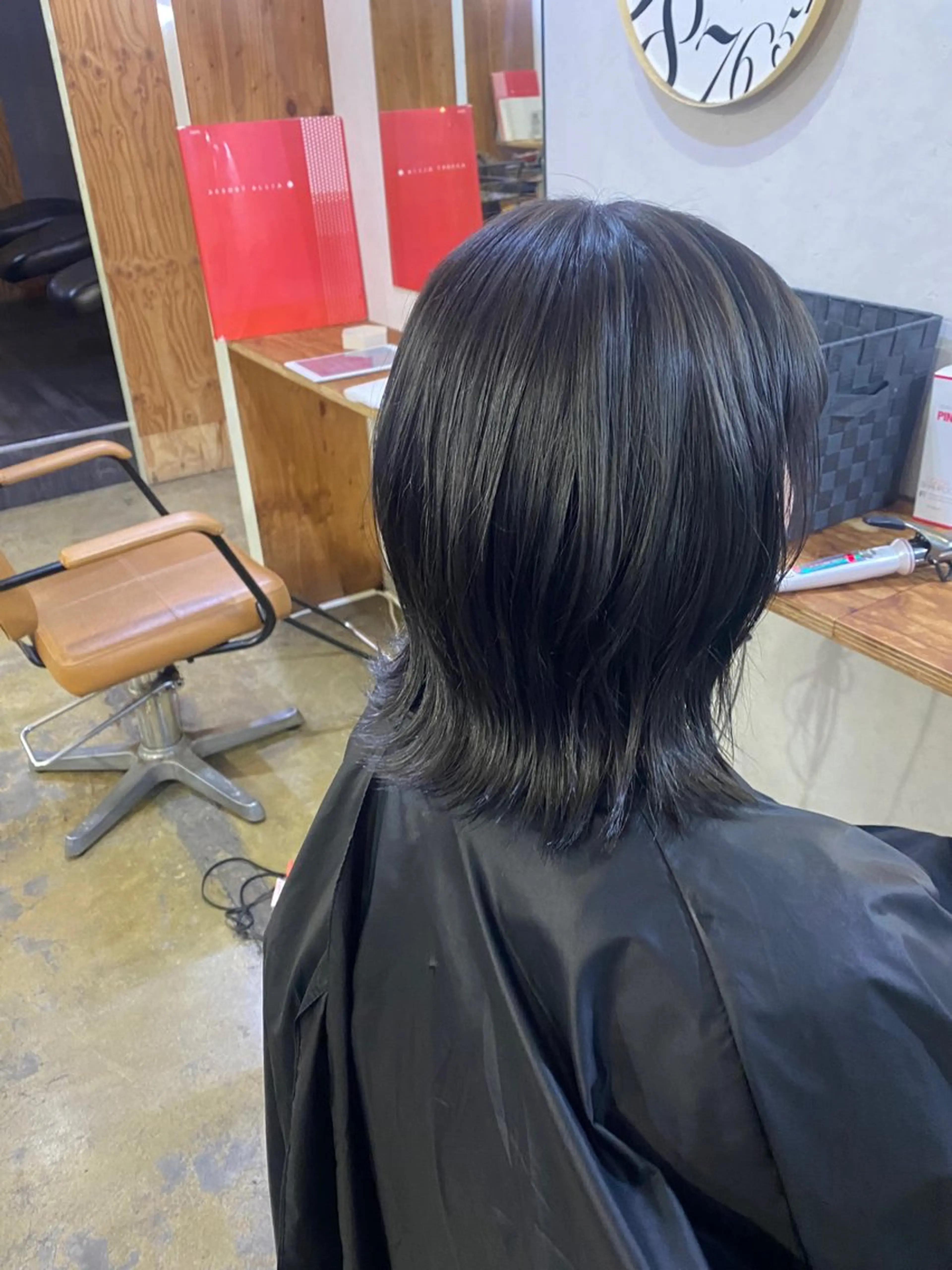 ミディアム カラー ブリーチカラーと、髪 質改善。HARUKAのヘアスタイル