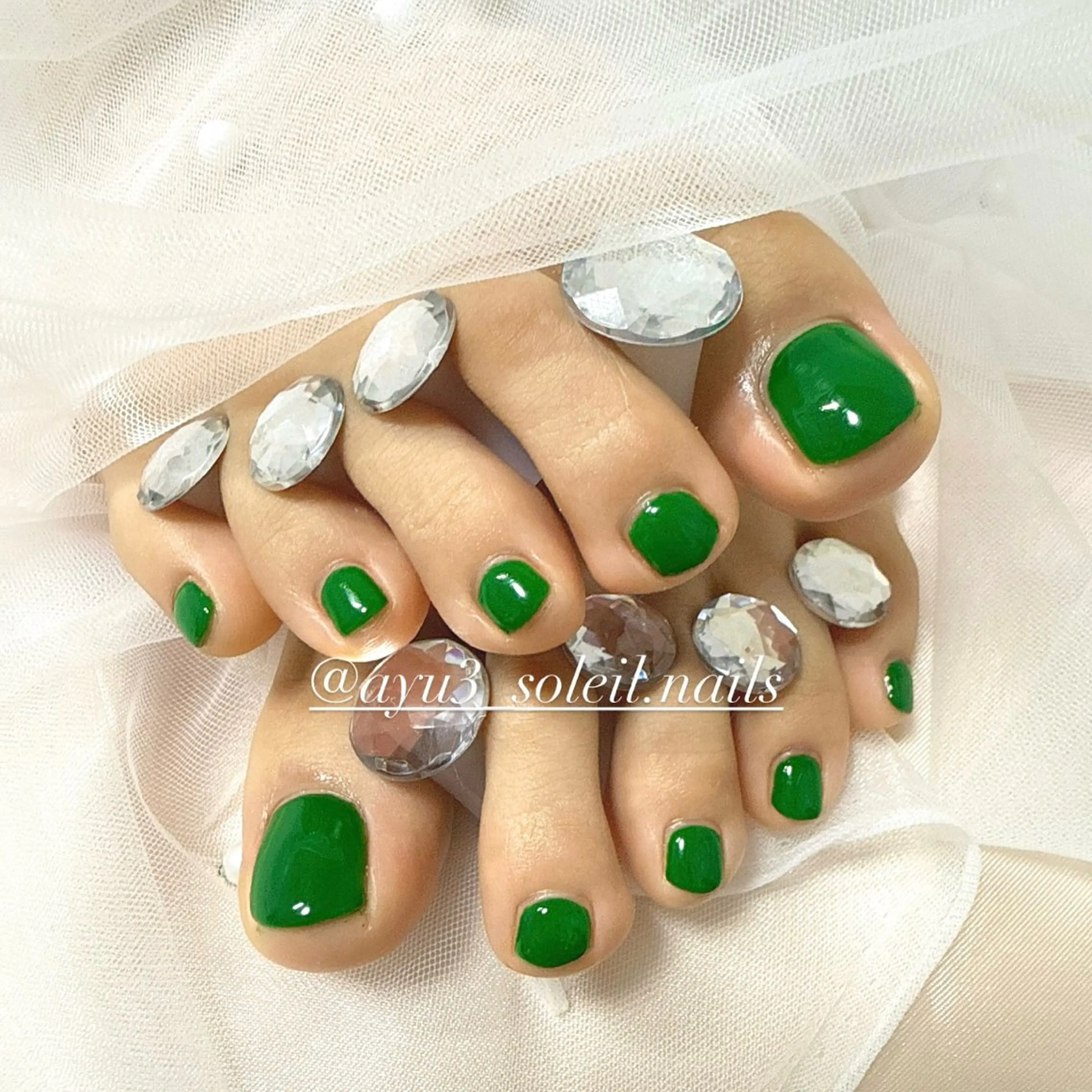 ネイル フットネイル 大橋 歩美のネイルデザイン