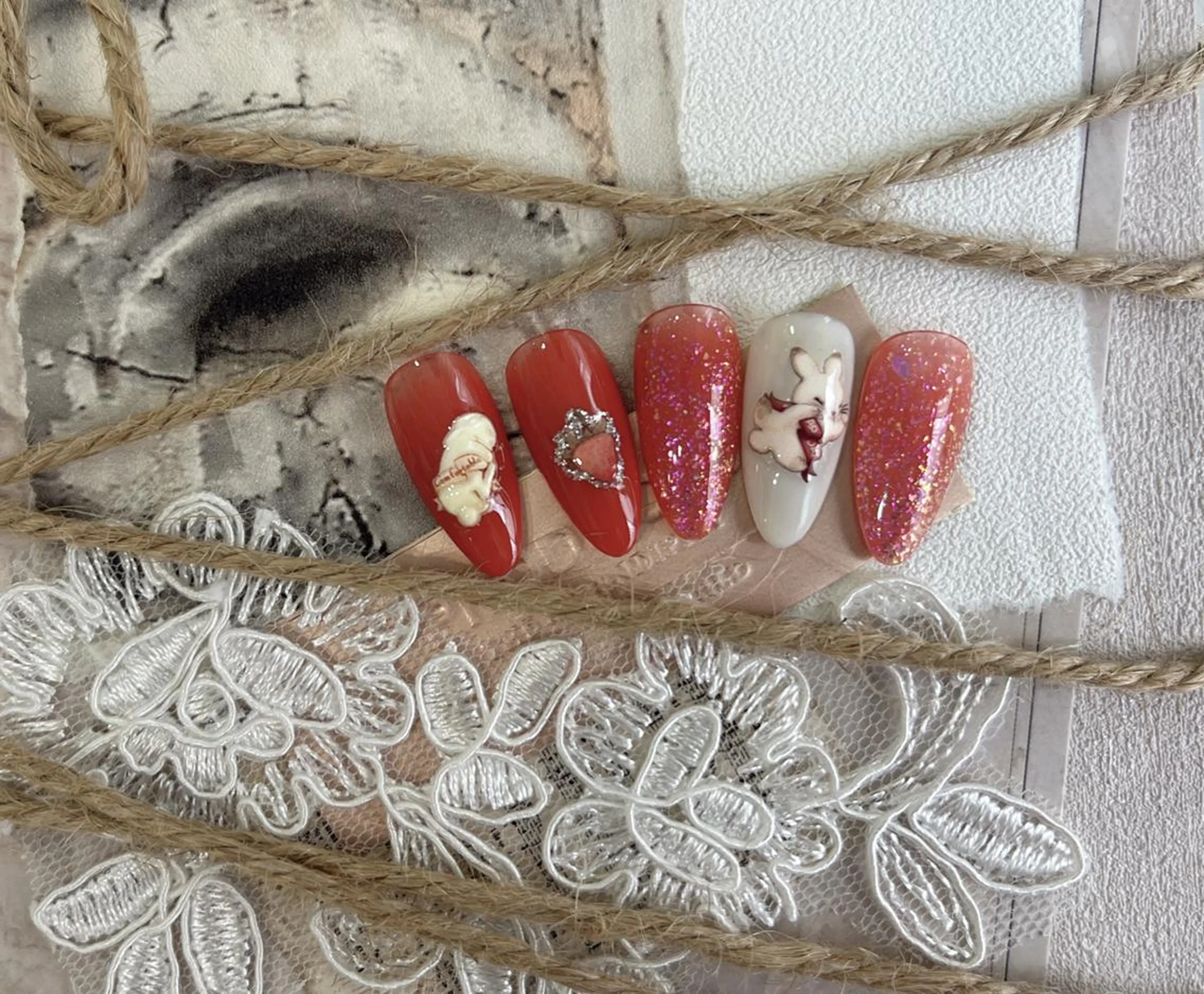 ネイル ブラウン 長さ出し フットネイル ジェルネイル マグネットネイル AB マツエクネイルサロンのネイルデザイン