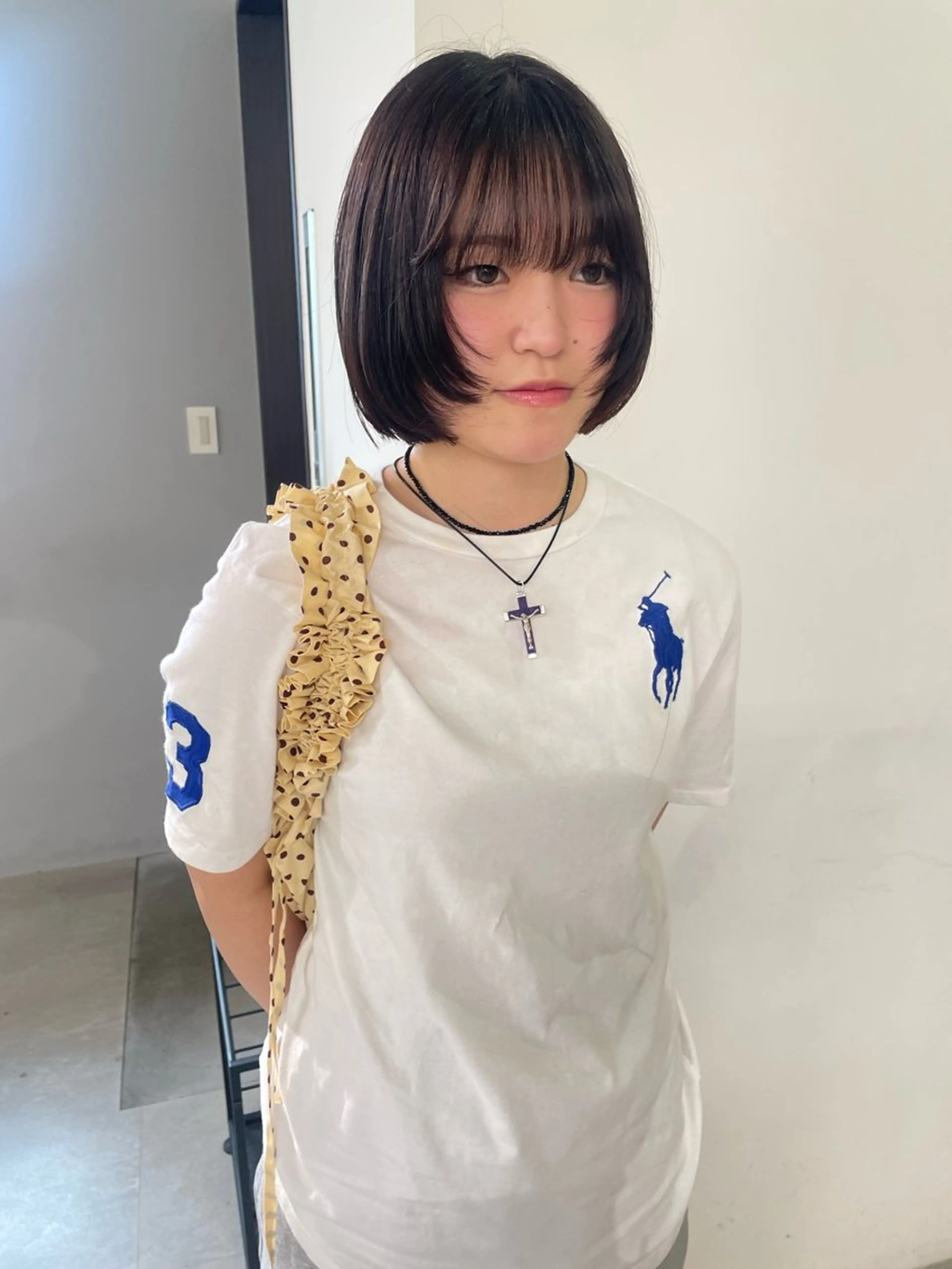 ショート ボブレイヤー ボブ 顔まわりレイヤー レイヤーカット カット トリートメント MIU/ルーツカラー 顔まわりレイヤーのヘアスタイル