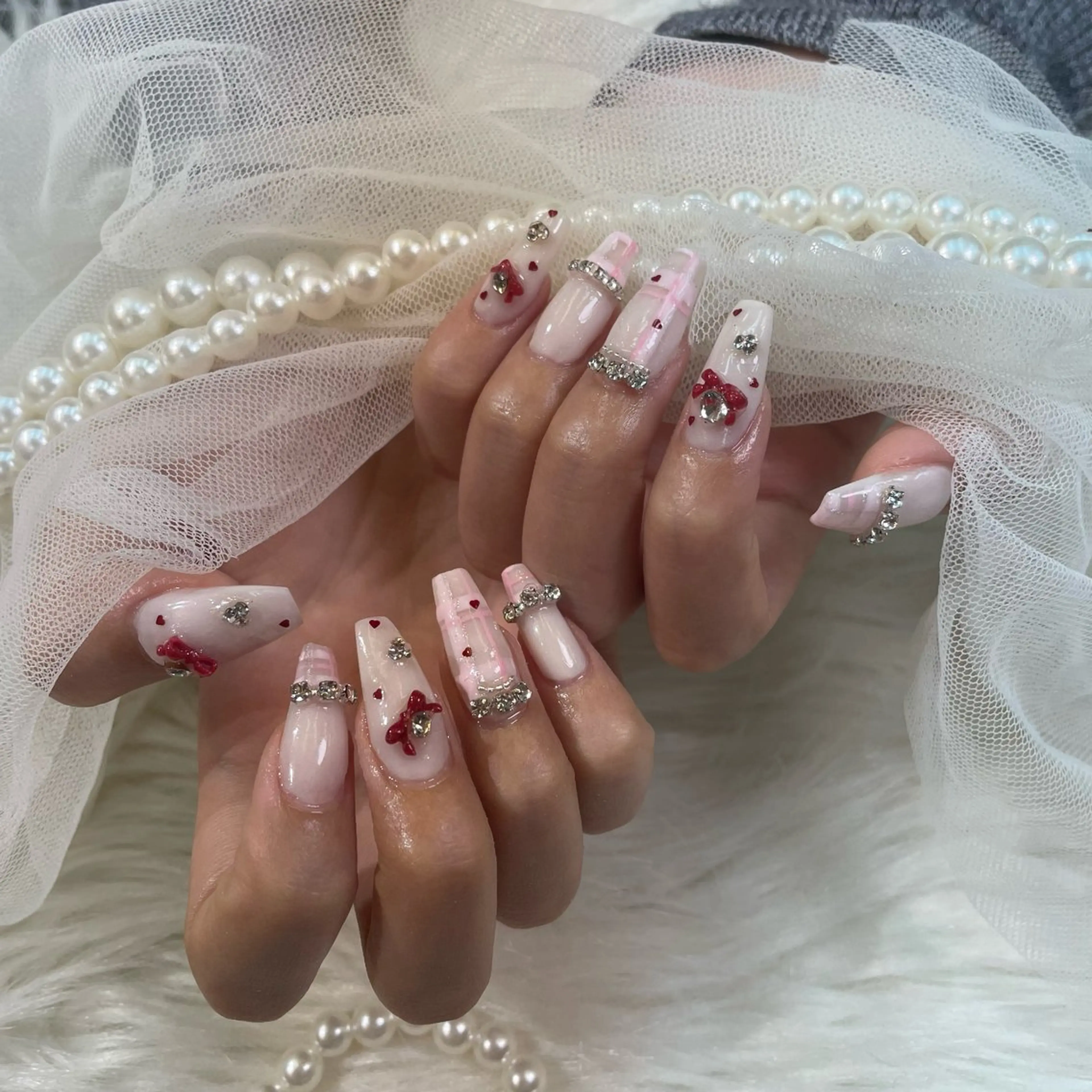 ネイル ピンク バレンタイン ベスティオーラ所属・ベスティオーラ/小竹 花香のネイルデザイン