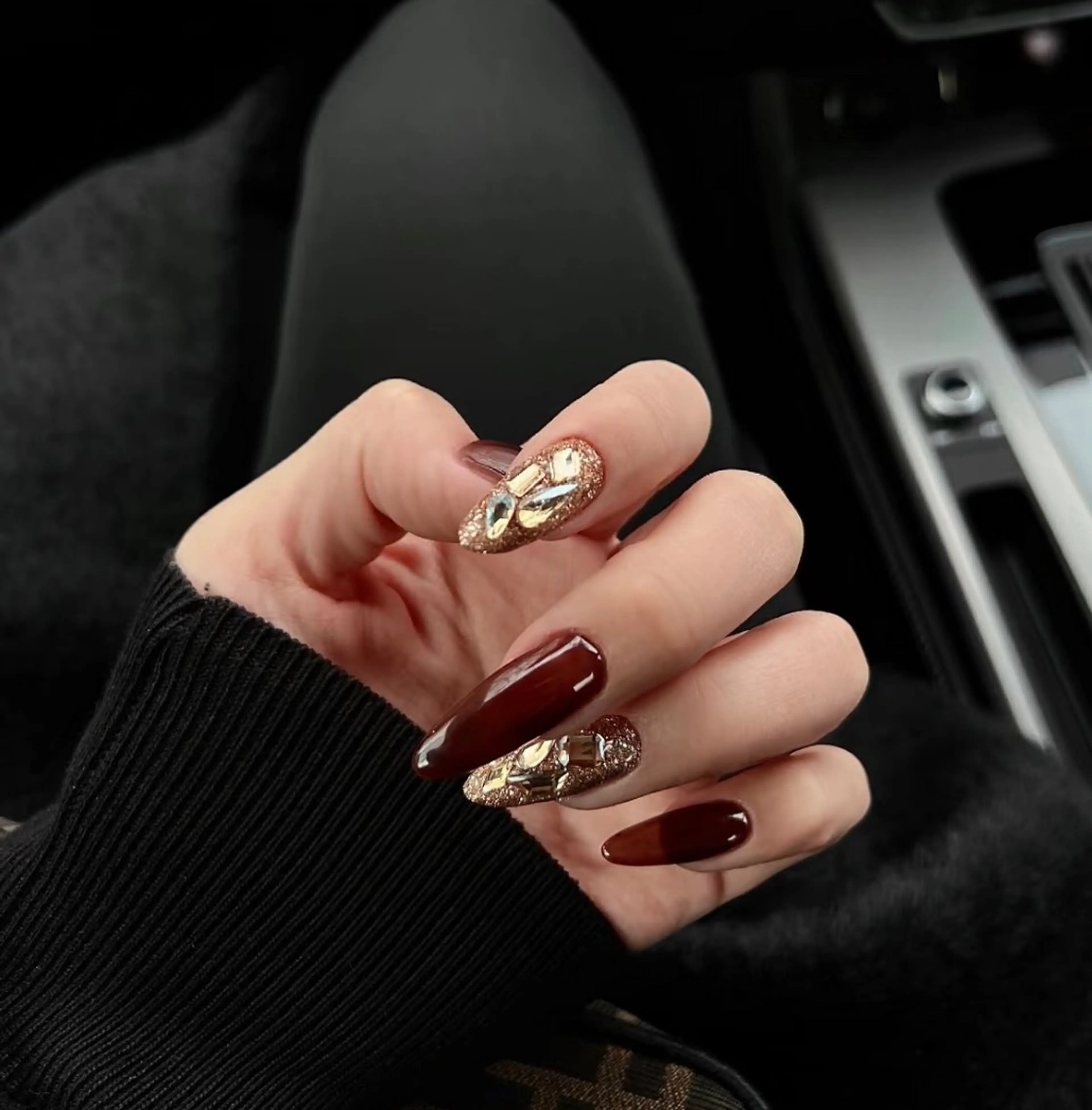 ネイル ハンドネイル ハンドケア 🍑 momo_nailのネイルデザイン