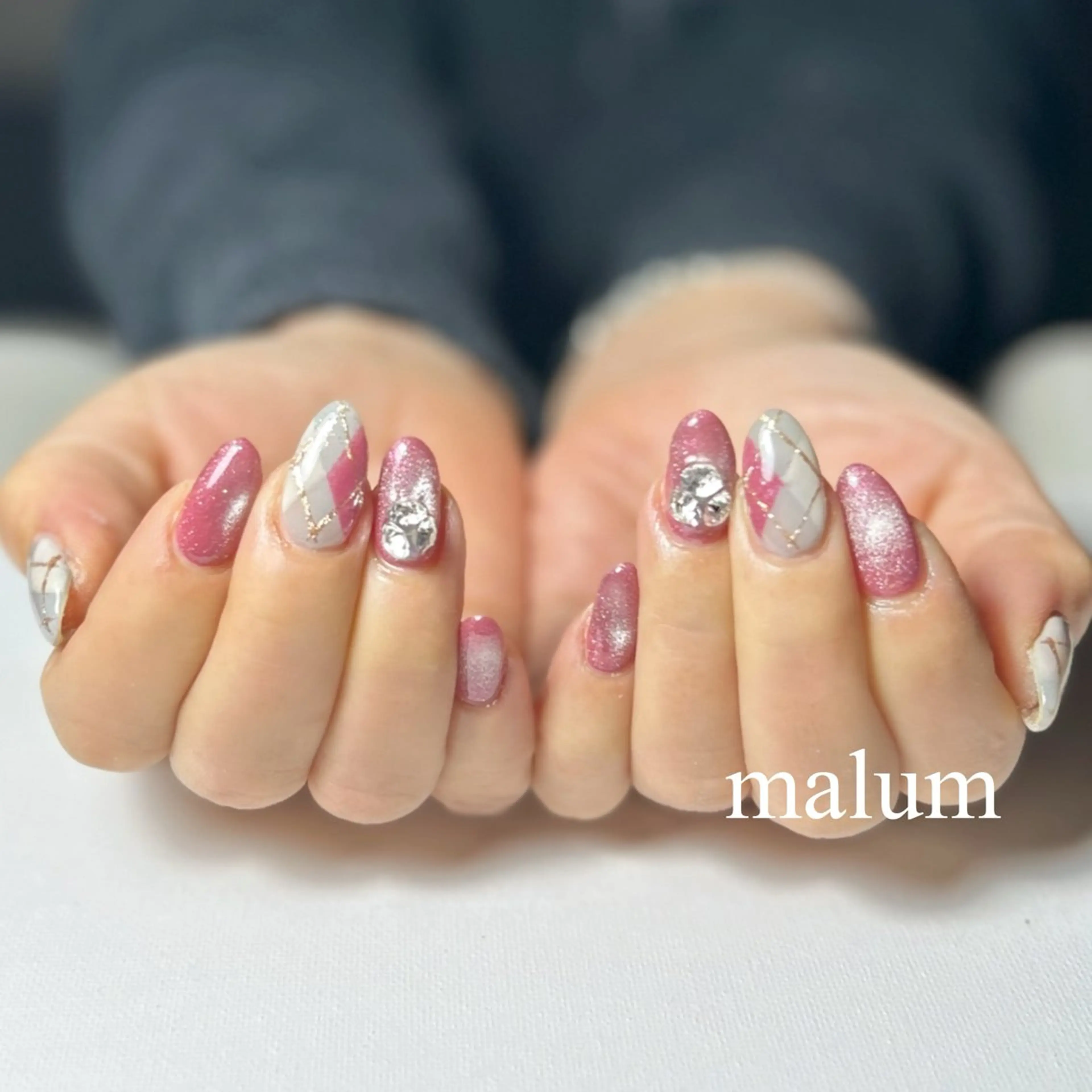 ネイル マグネットネイル ハンドネイル malum nailのネイルデザイン
