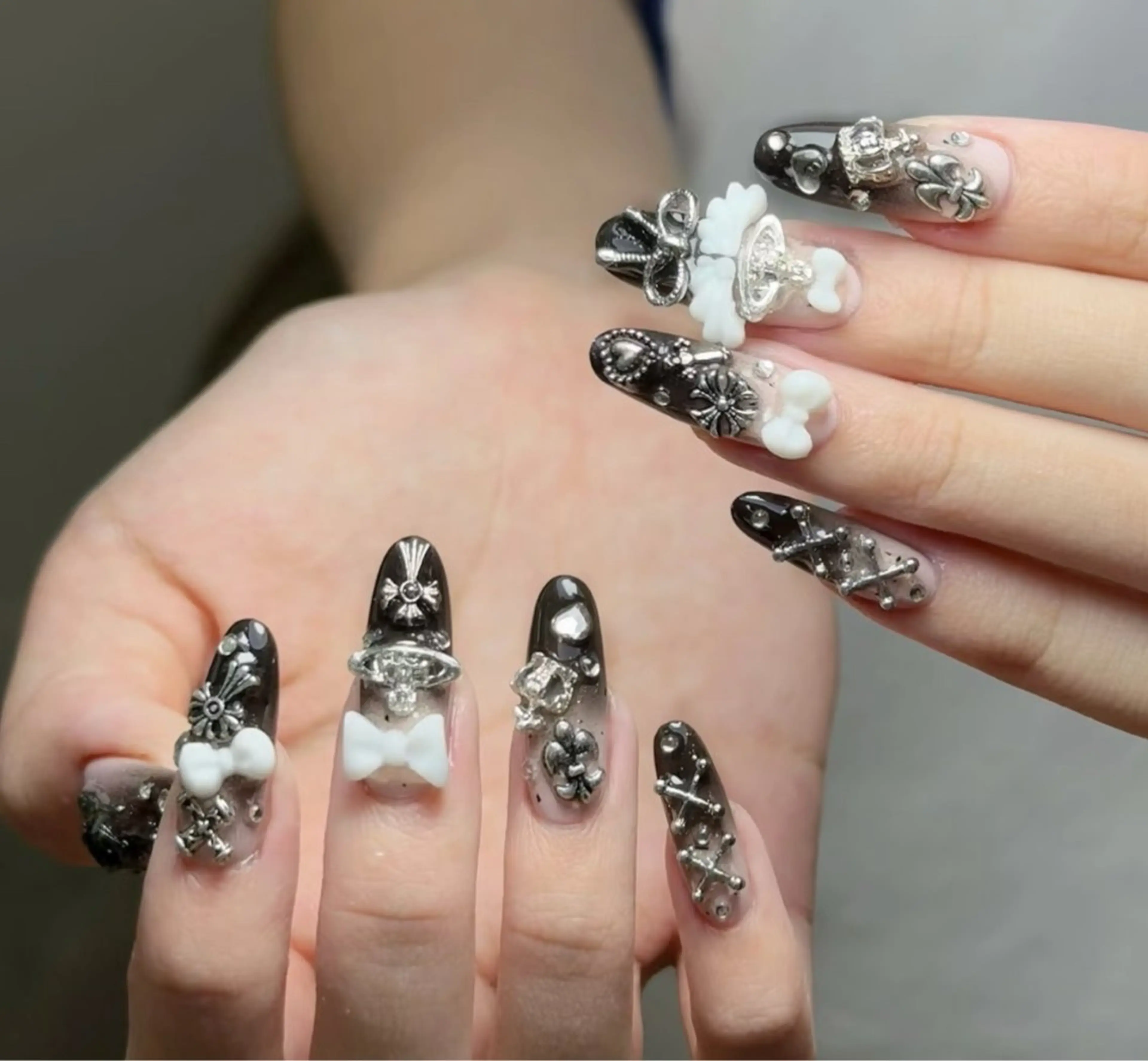 ネイル ハンドネイル 🍑 momo_nailのネイルデザイン